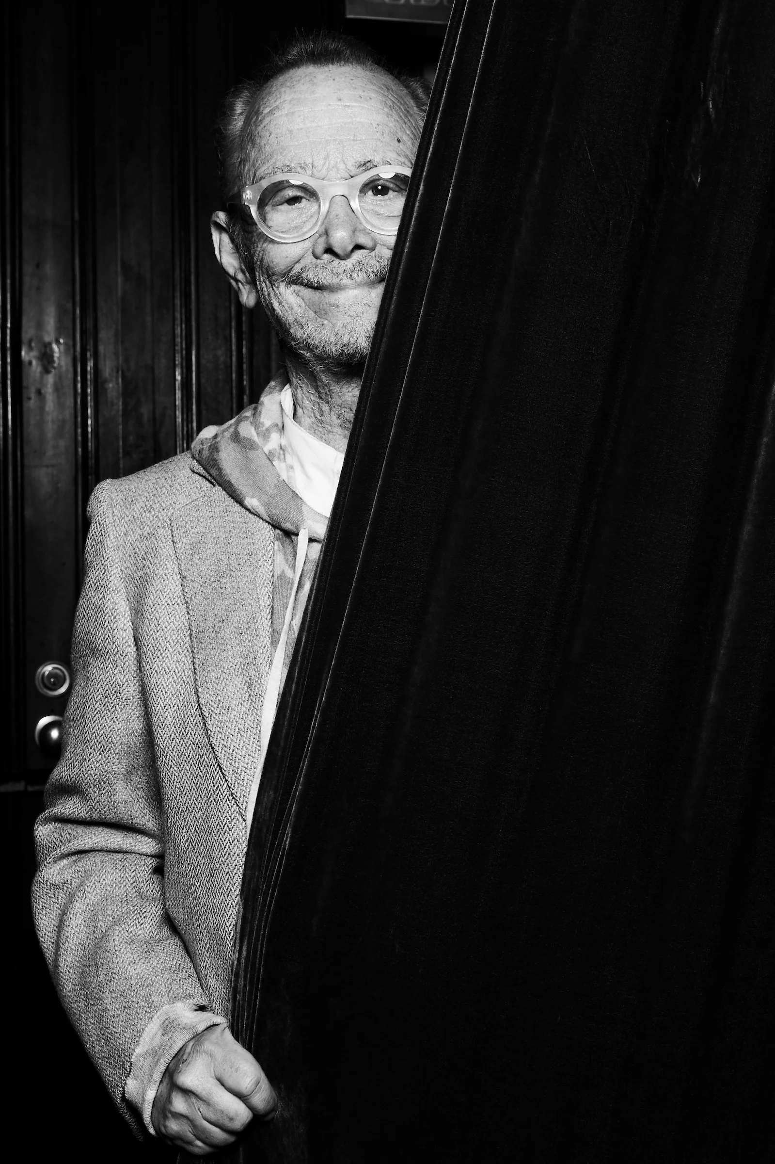 Joel_Grey_Single_065.jpeg