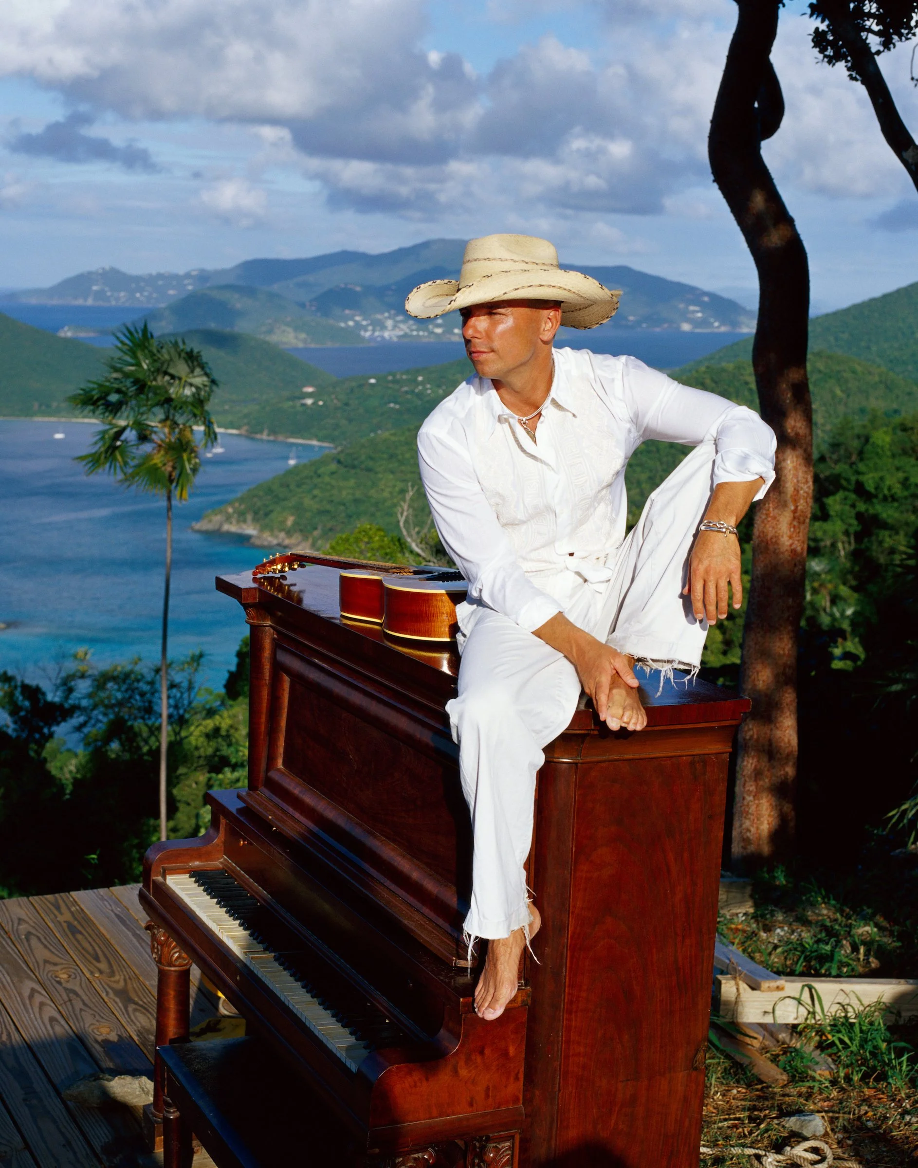 FINAL_Kenny_Chesney_RT.jpg