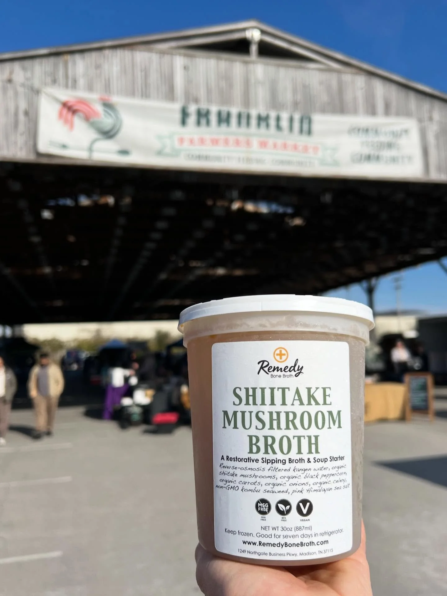 ❄️ Looking to stay warm and a power pack of nutrients? We have your answer of @remedybonebroth 🔥 Options of: beef broth 🥩, chicken broth 🐓, coconut 🥥 bases, mushroom broth 🍄&zwj;🟫, to name a few options! #pastureraised #organicingredients #beef