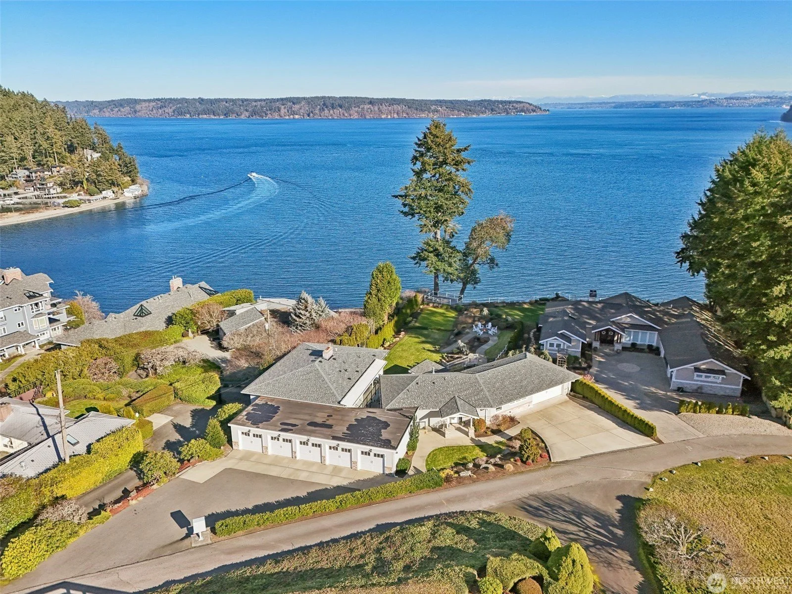 7143 Grandview Place Unit #1,                               Gig Harbor, WA 98335