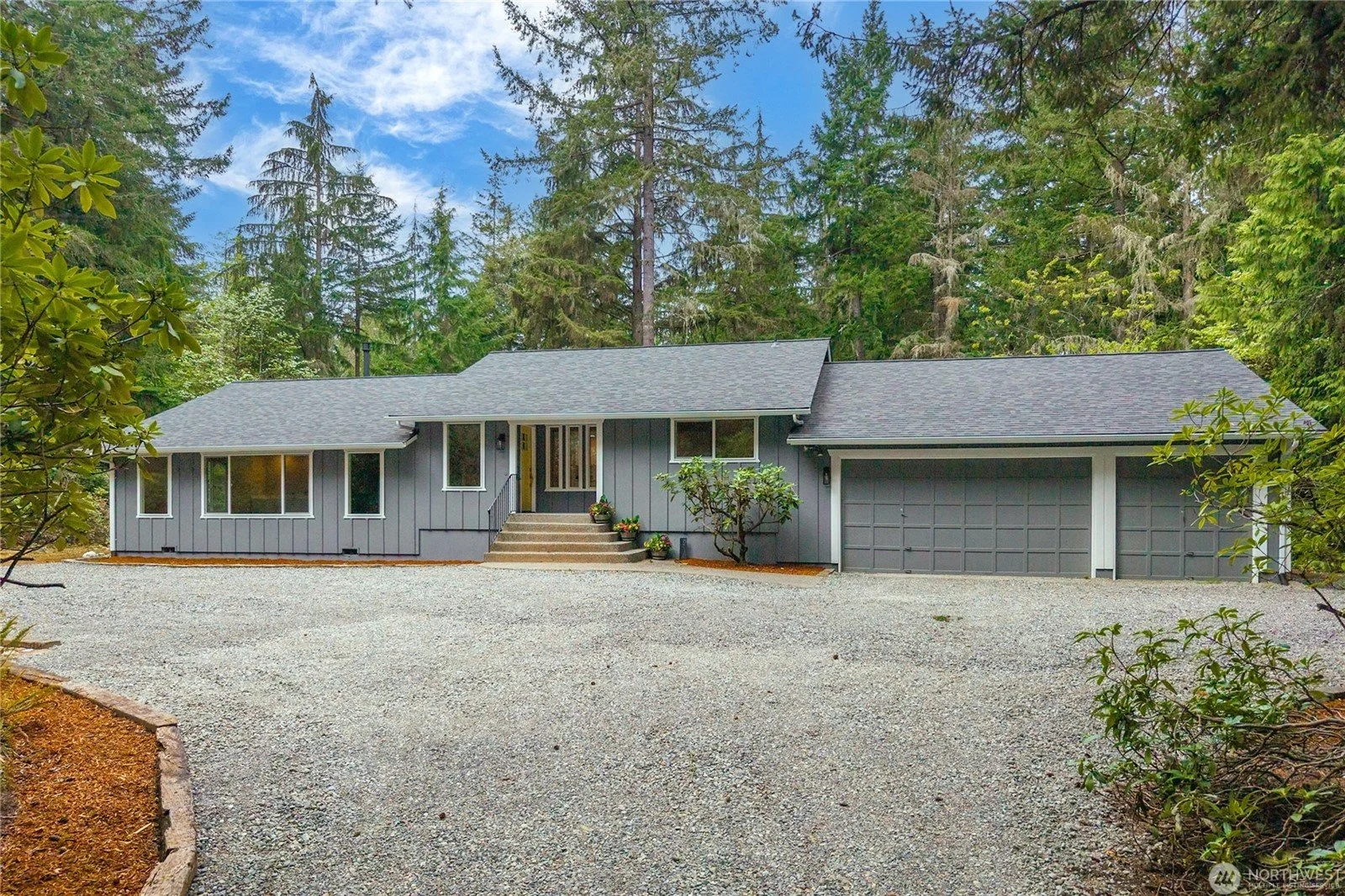 8518 58th Ave NW, Gig Harbor, WA 98332 | $940,000