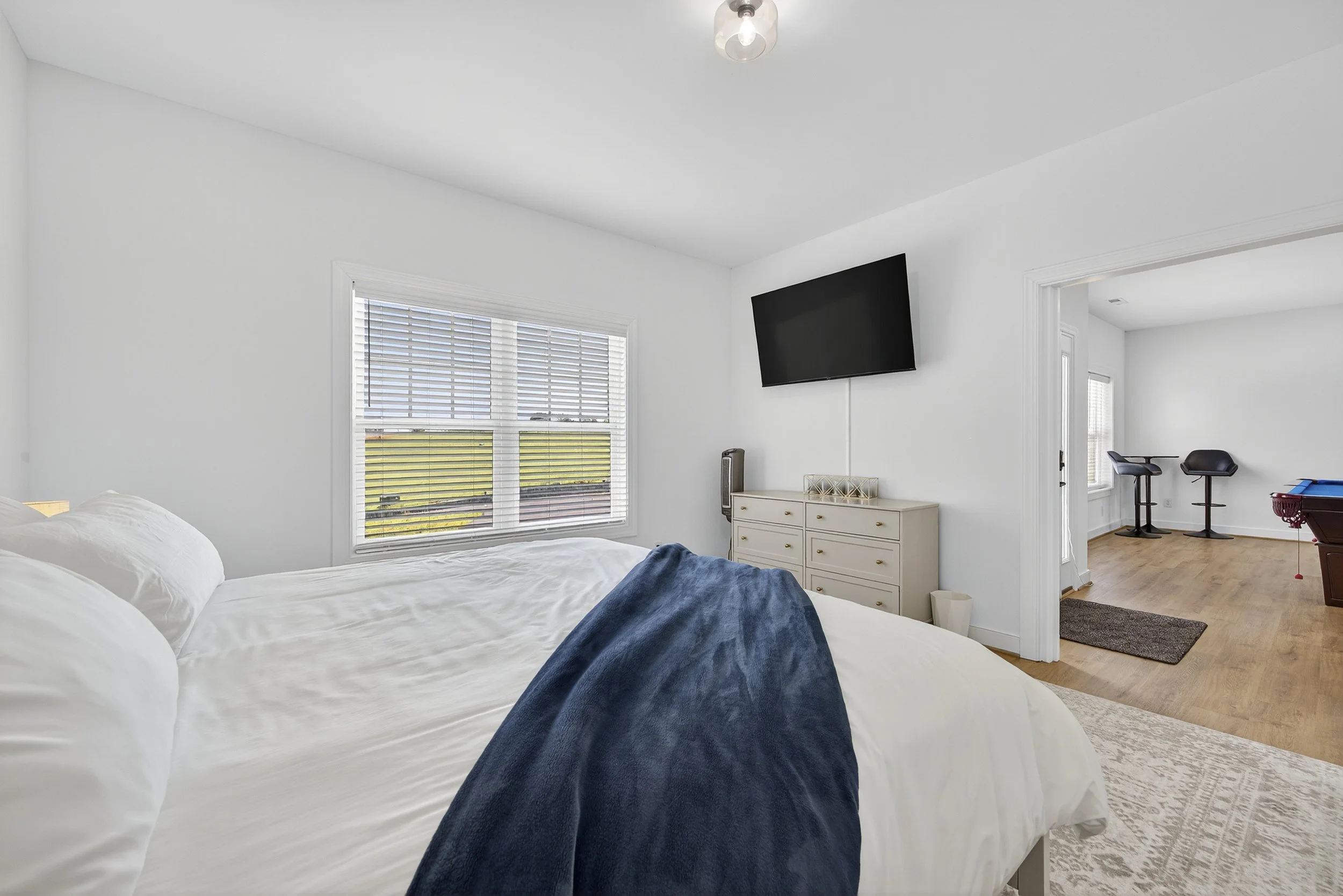 108-Bedroom 3.jpg