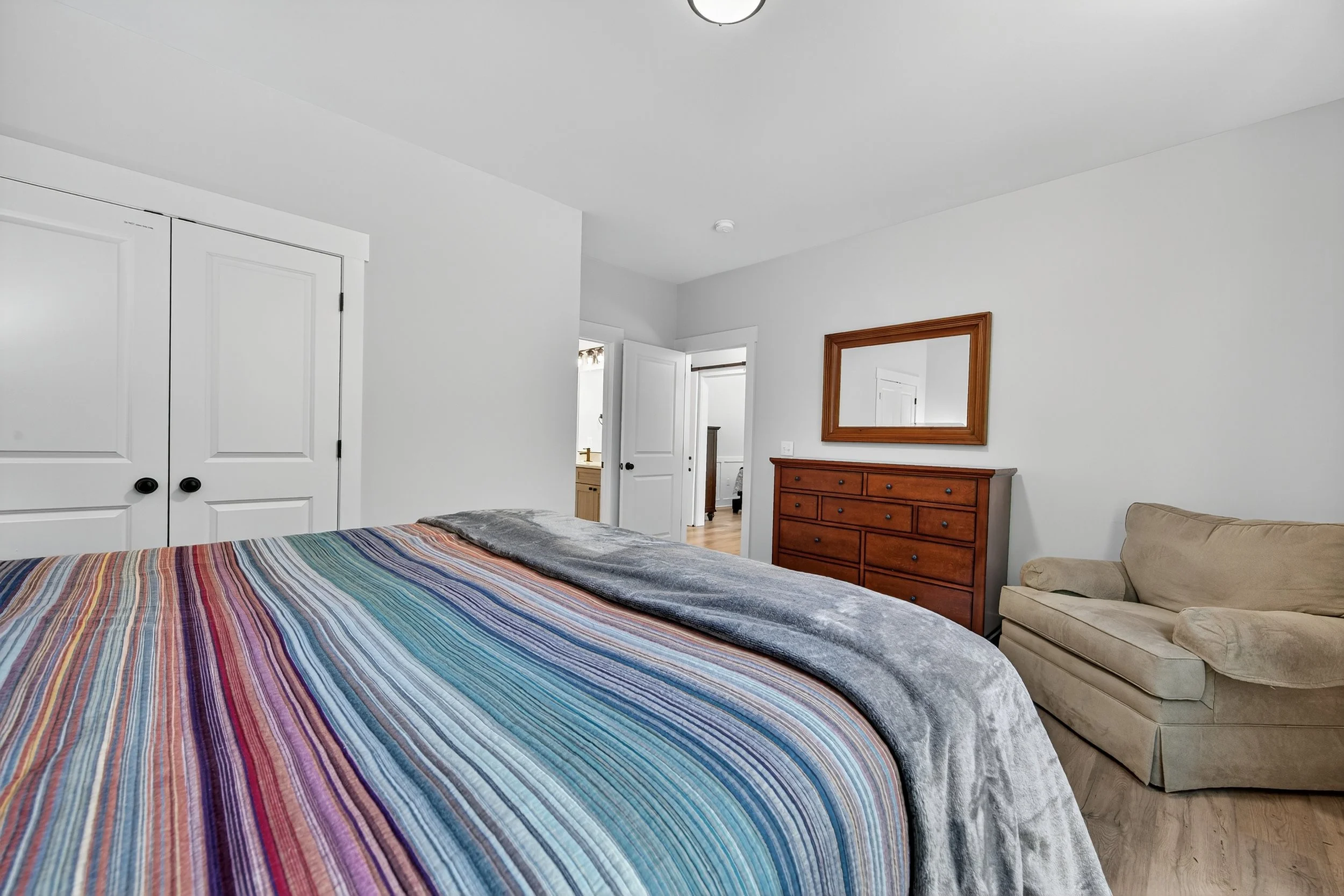 026-Bedroom 1.jpg