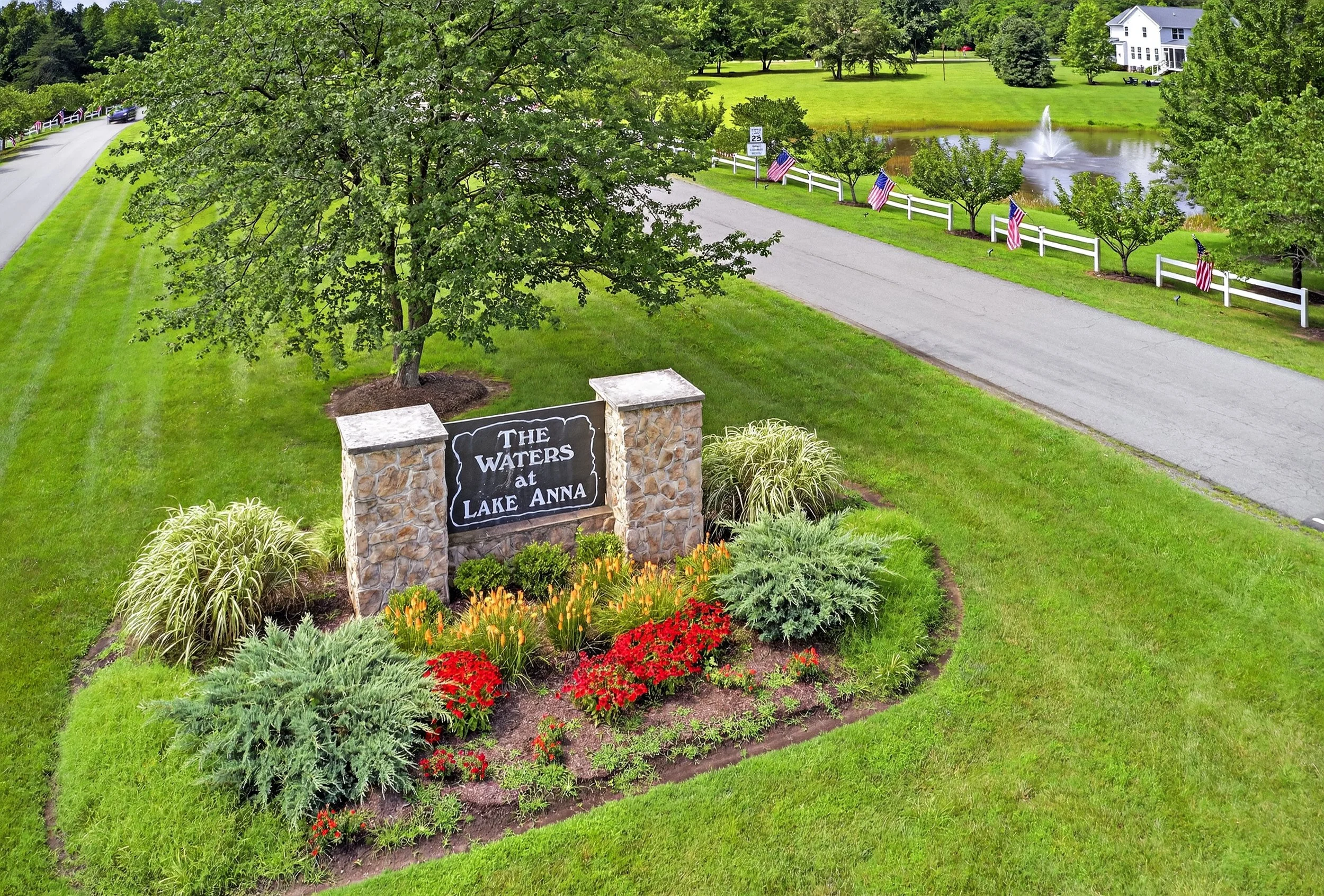 002-Neighborhood Entrance.jpg