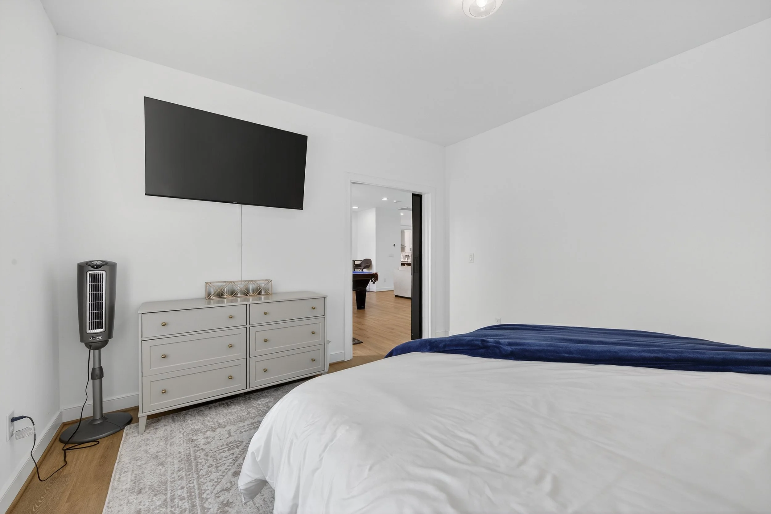 110-Bedroom 3.jpg