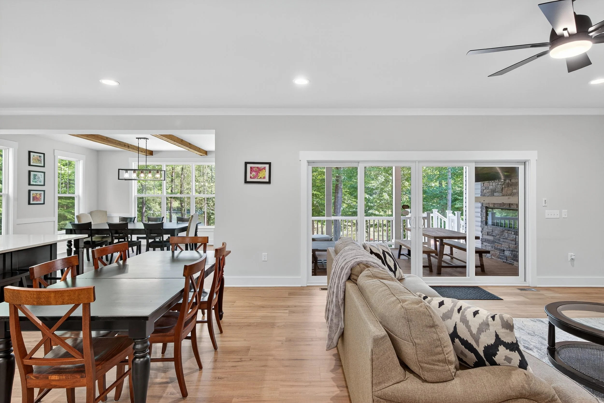 051-Living Room & Dining Room.jpg