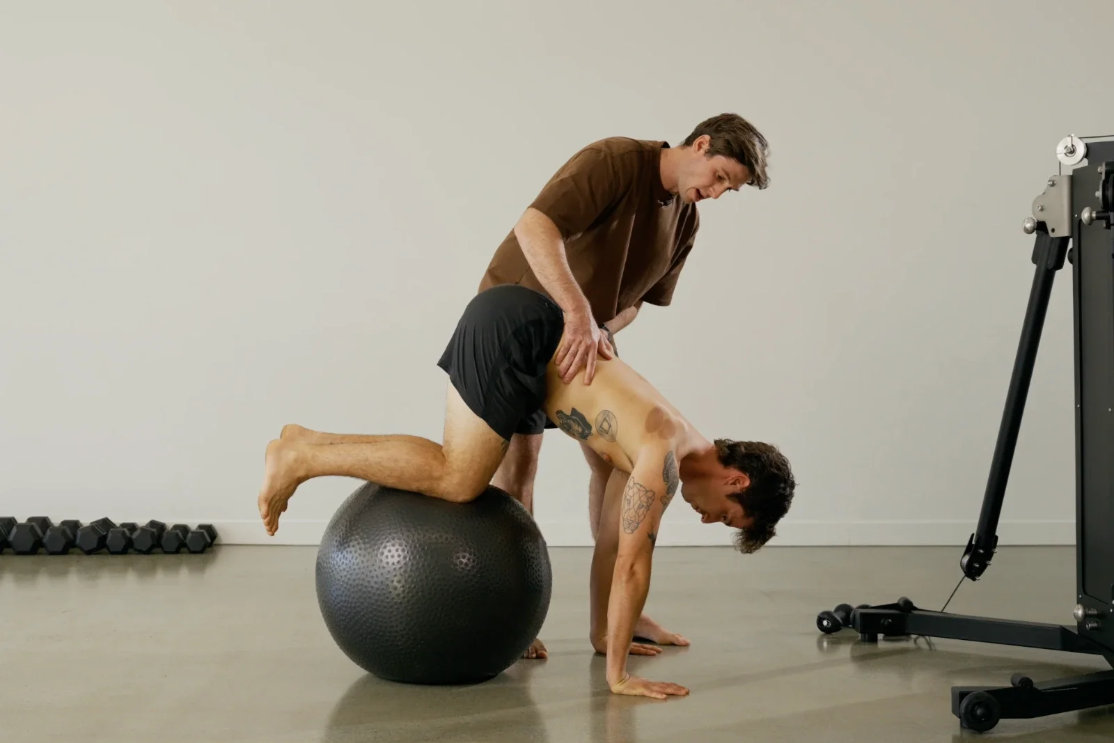 Chiropractor do for Knee Pain​