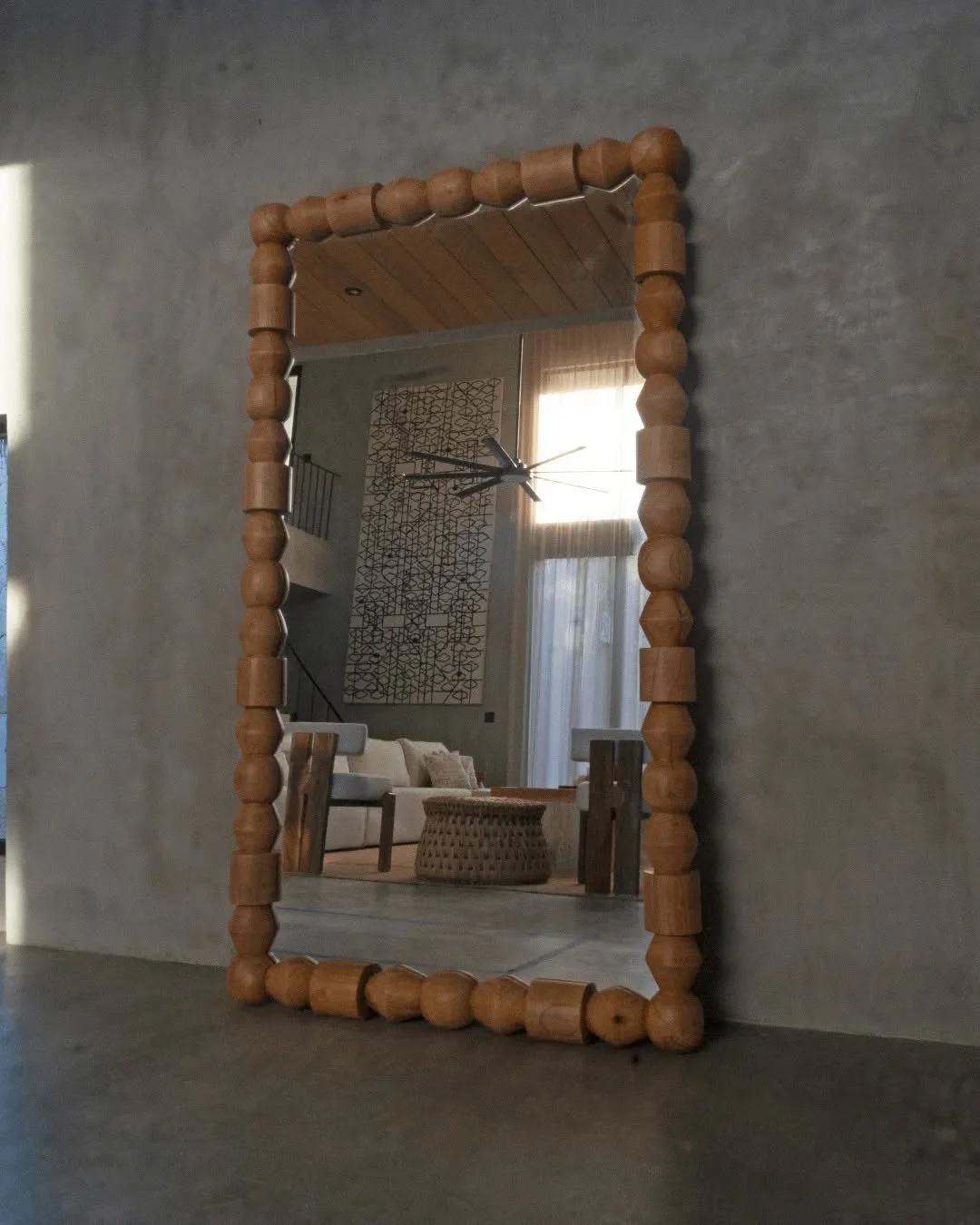 Espejo "PORTAL".

#interiordesign #furniture #decor #carpinteria #dise&ntilde;odeinteriores #customized #tulum #decoration