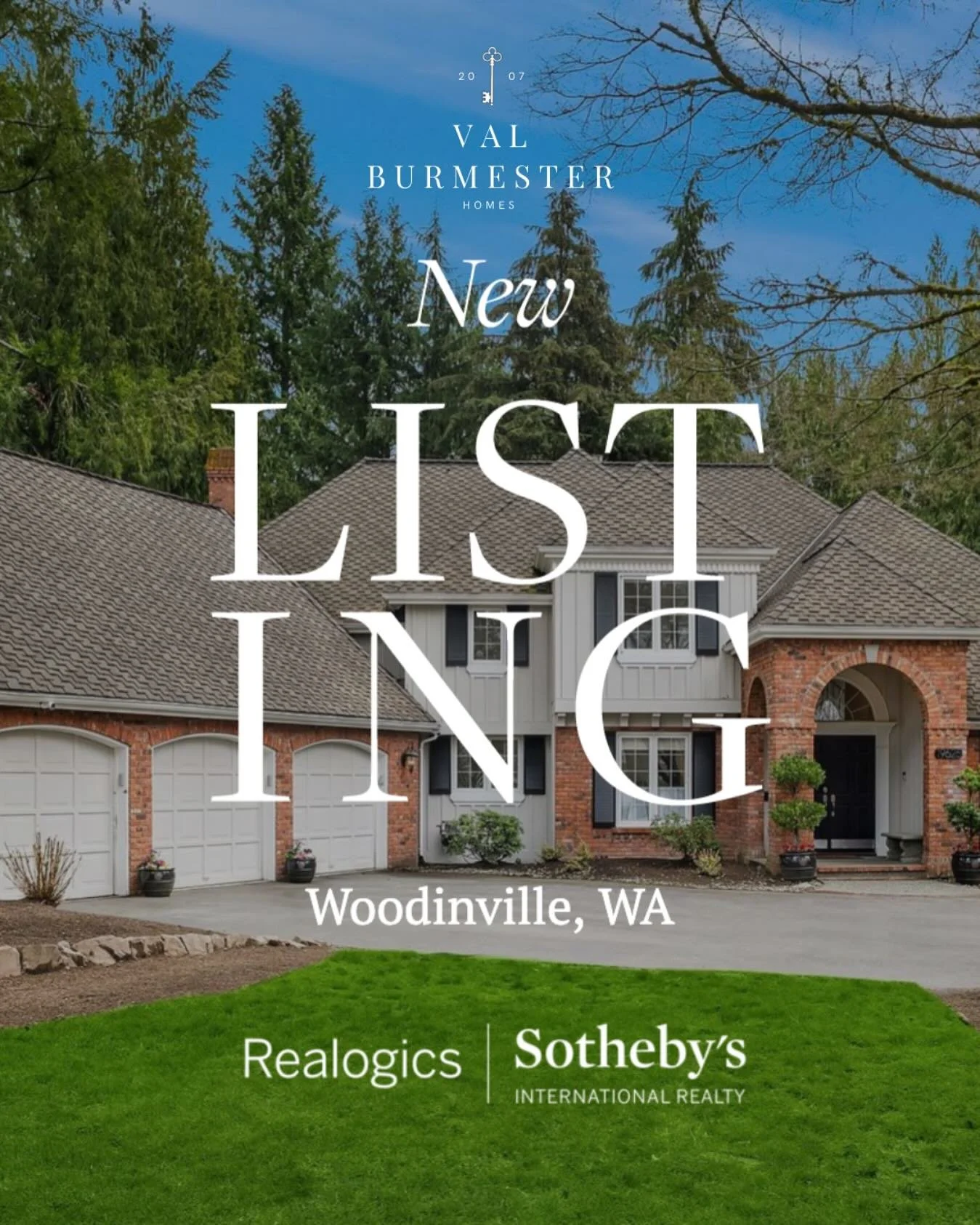 Just listed!🔑🏡
This stately home exudes East Coast charm. Complete with formal features, a beautiful yard, and gourmet kitchen, this Woodinville home is the perfect family estate. 

5 Beds | 4 Baths | 4,860 SF

Listed at $2,988,800