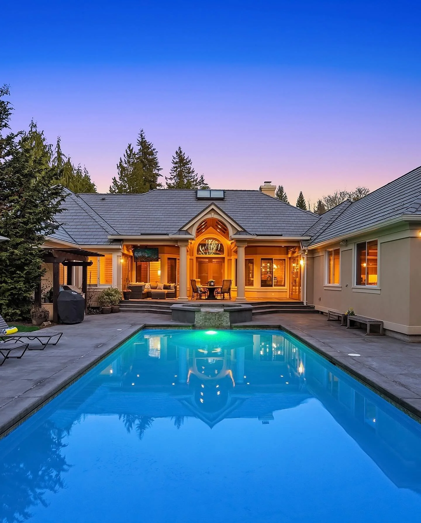 Just listed!🏡🔑
Step inside this gorgeous 5 bedroom, 5 bath, Lake of the Woods home! Listed at $3,650,000, this serene estate complete with a lavish pool feels like an escape to paradise!