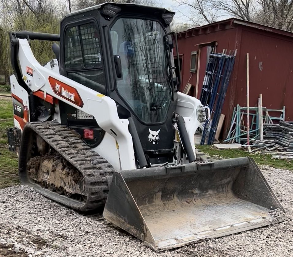Bob Cat T66