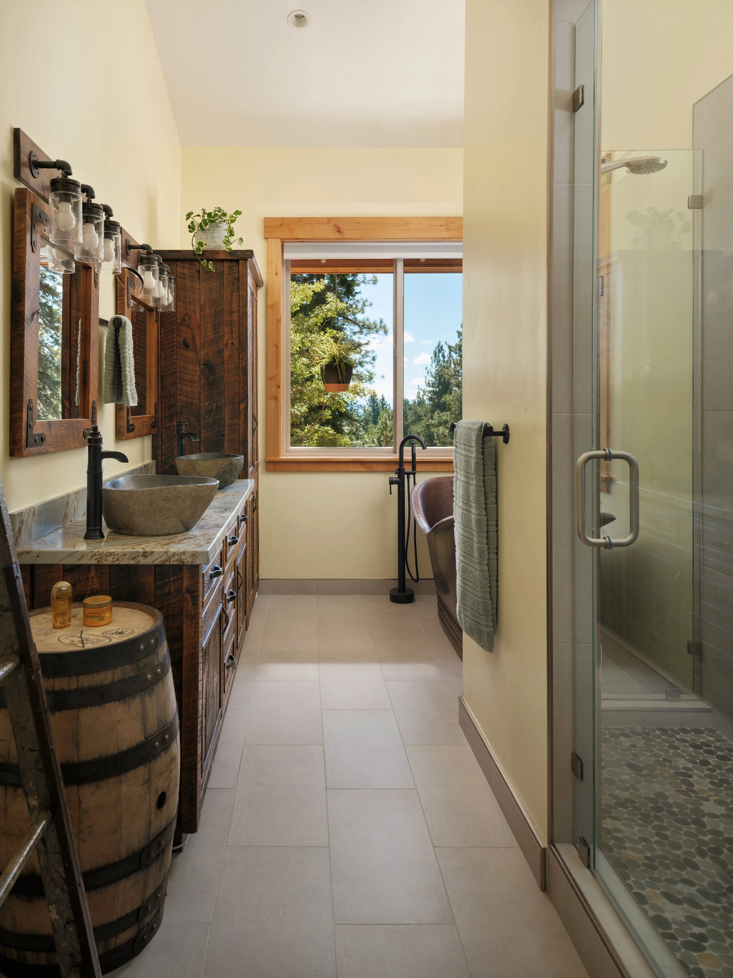 Primary Bathroom.jpg