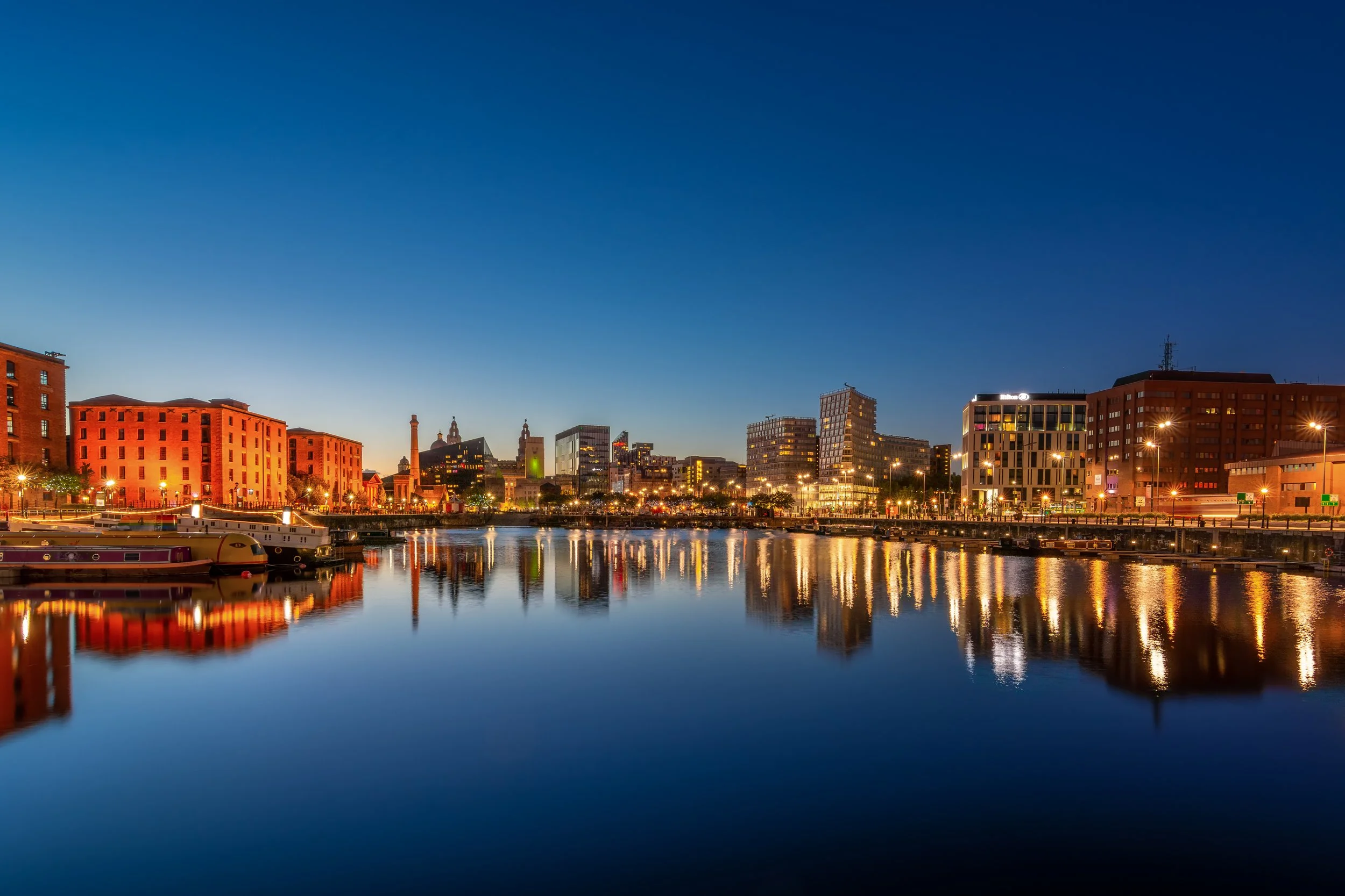Albert Dock Blue 2015, The blue hour, the transition of Day to Night.