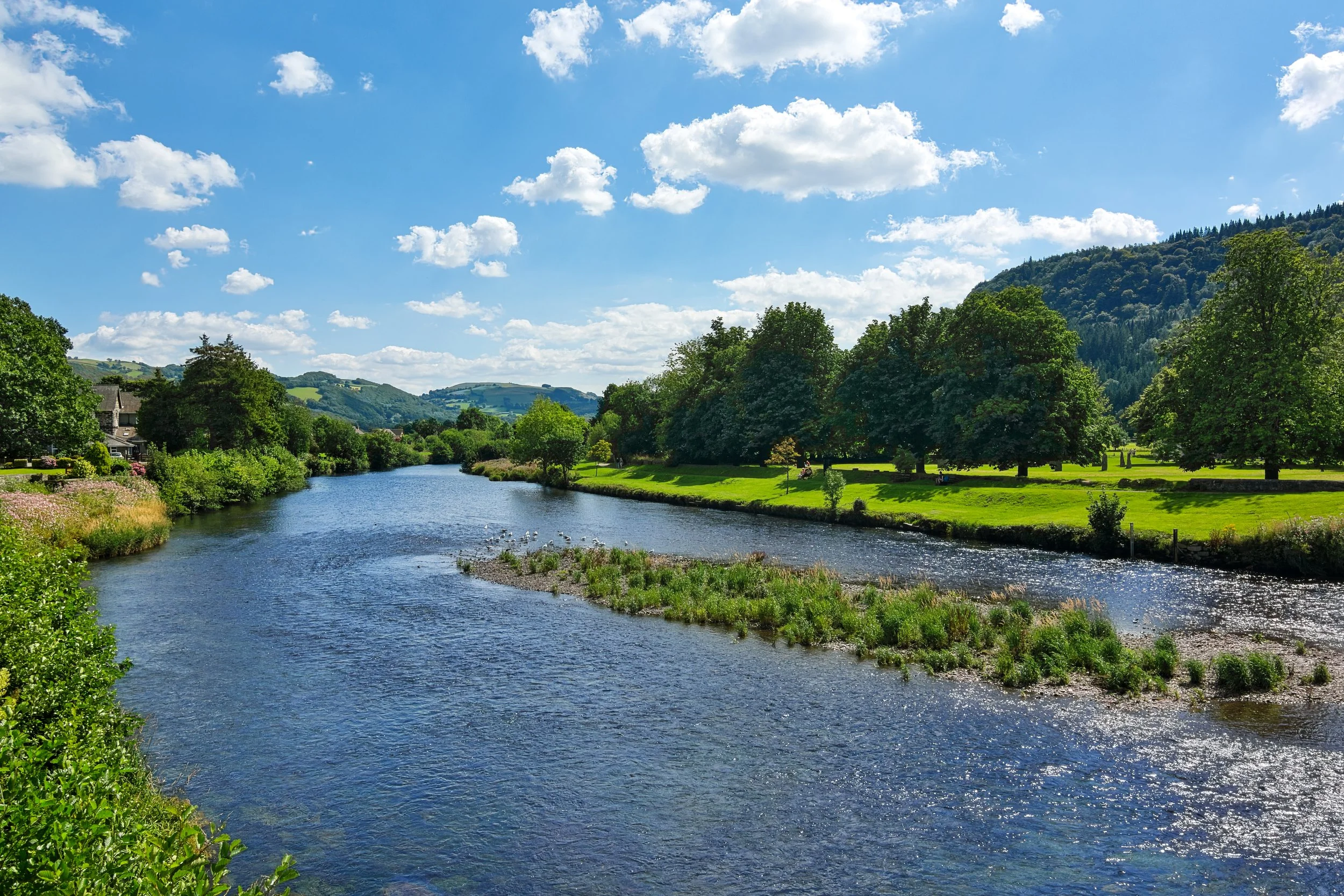 27 NW. Llanrwst. The river Conwy.