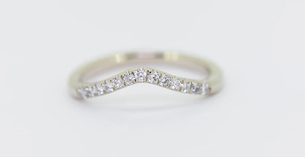 Curved wedding band