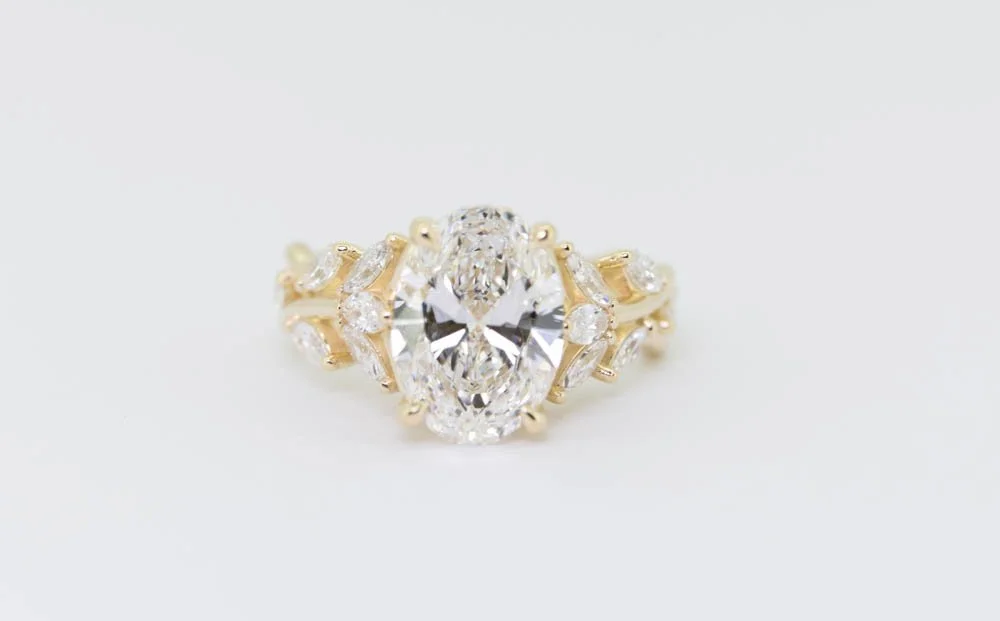 Oval Cut Engagement Ring 14k