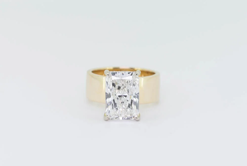 Radiant Cut Engagement Ring 14k