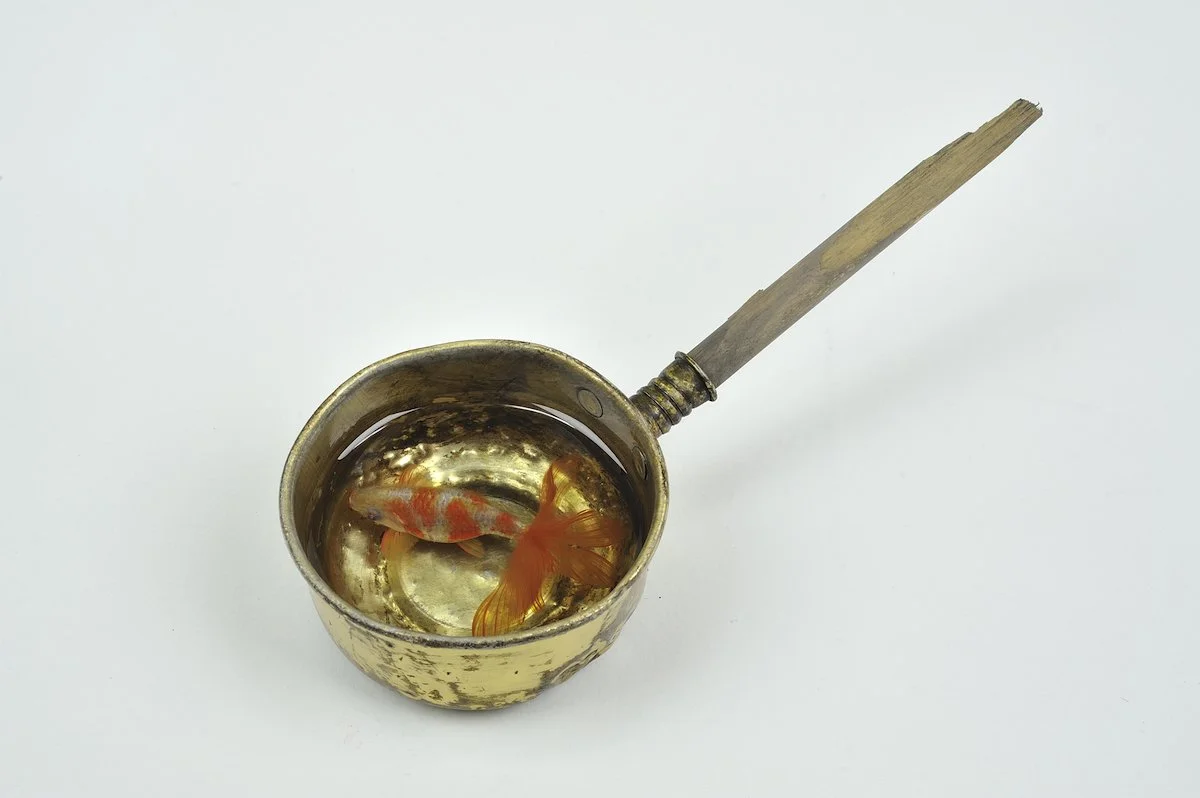 Hishaku ni Ake, 2013
Ladle, resin, acrylic
8.25 x 3.5 x 2.5 in (21 x 8.9 x 6.4 cm)
