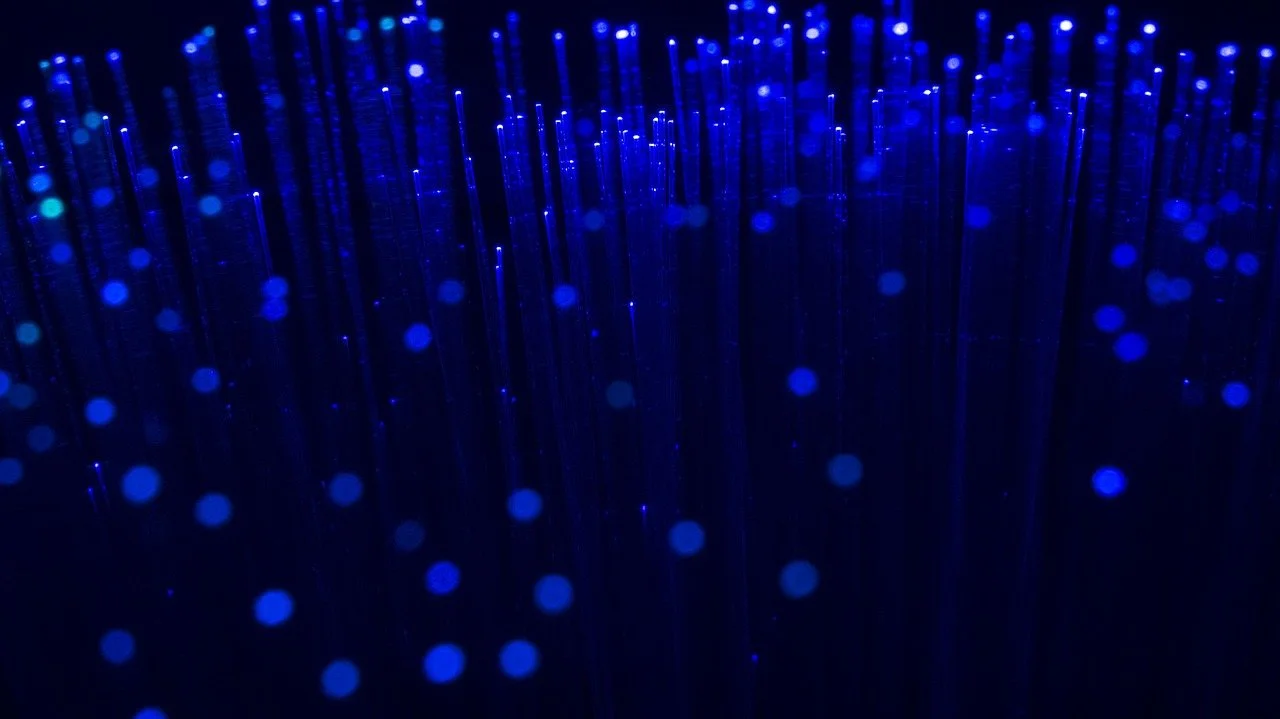Plastic Fiber Revolution: Keio University’s Breakthrough Could Power the Future of AI Data Centers