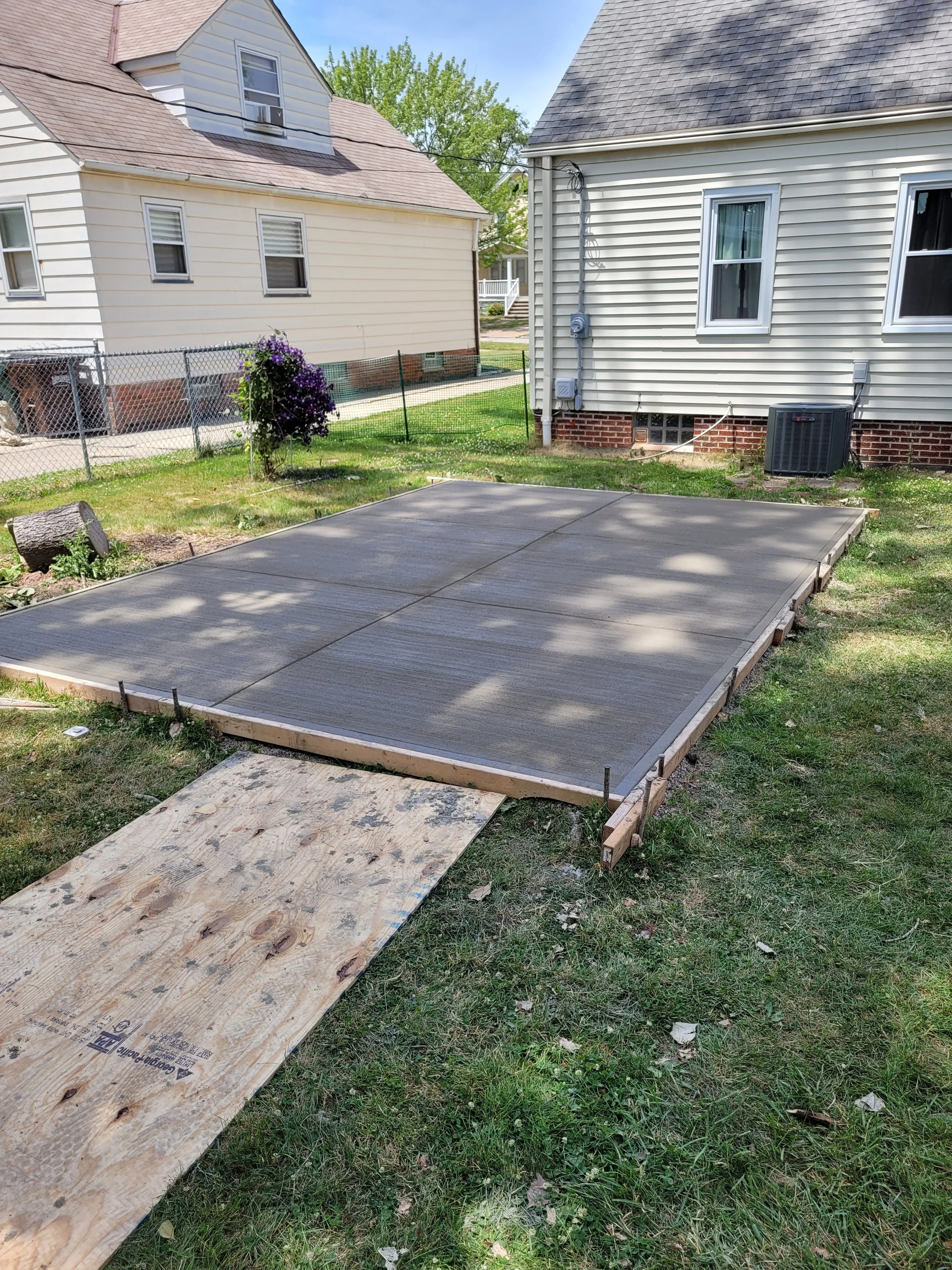 Parma, Ohio: Backyard Patio Concrete Pour