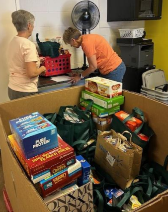 volunteer-hunger-homelessness-colorado.png