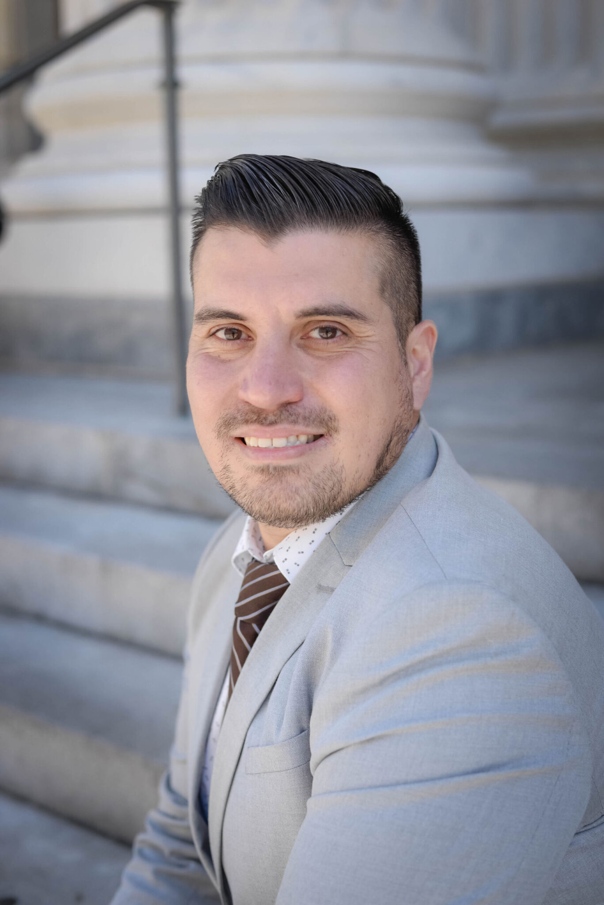 Luis Salazar