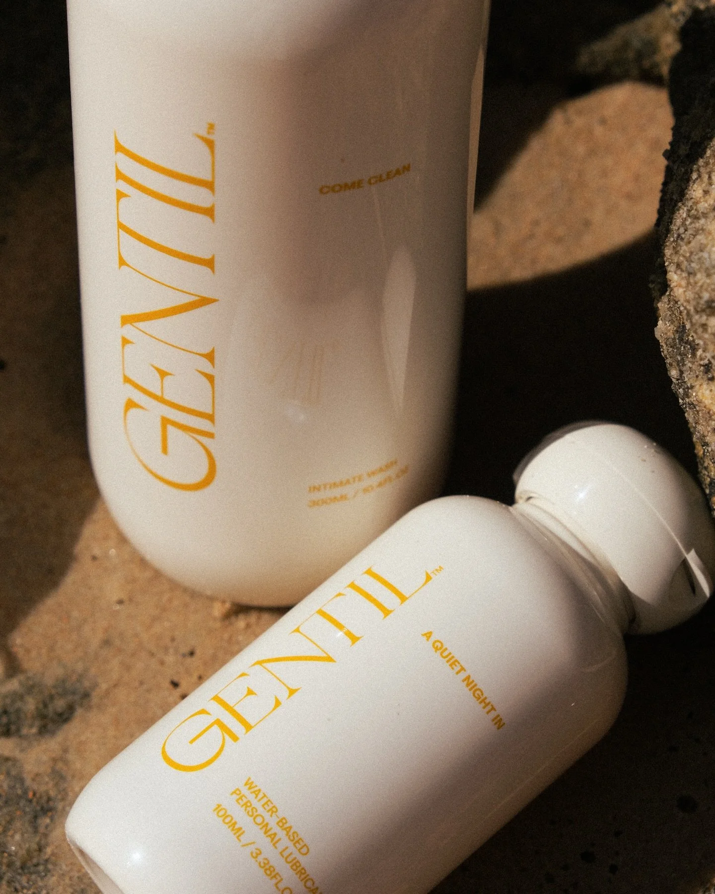 Start and end your day with daily essentials that support even your most intimate of areas.

Begin your day with Come Clean to nourish and maintain pH balance, then finish with A Quiet Night In for a silky, mindful moment whether with yourself, or a 