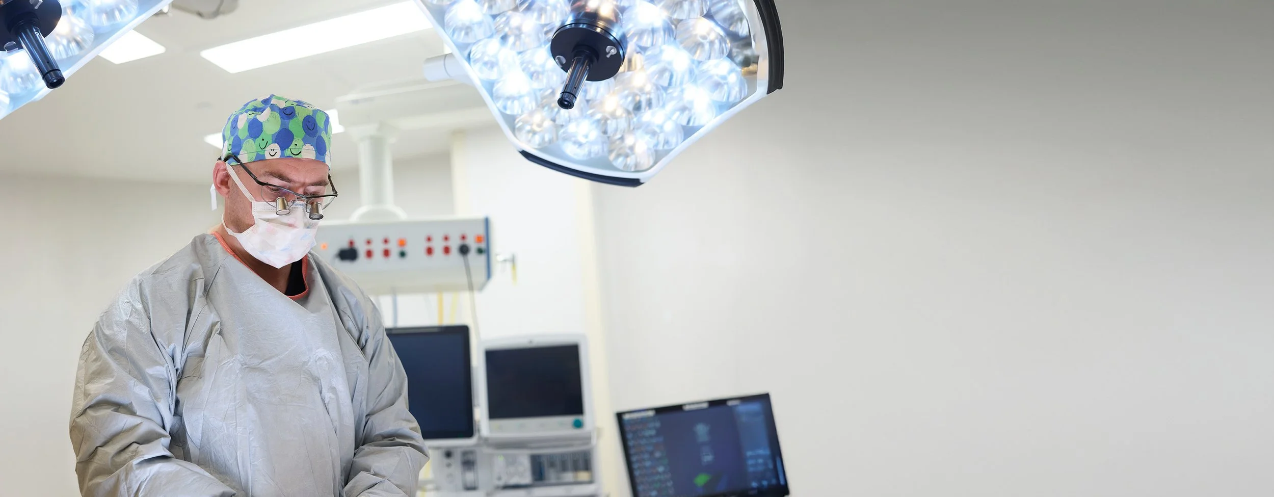Dr Rob McCusker Paediatric General Surgery, Paediatric Urology, and Neonatal Surgery Adelaide