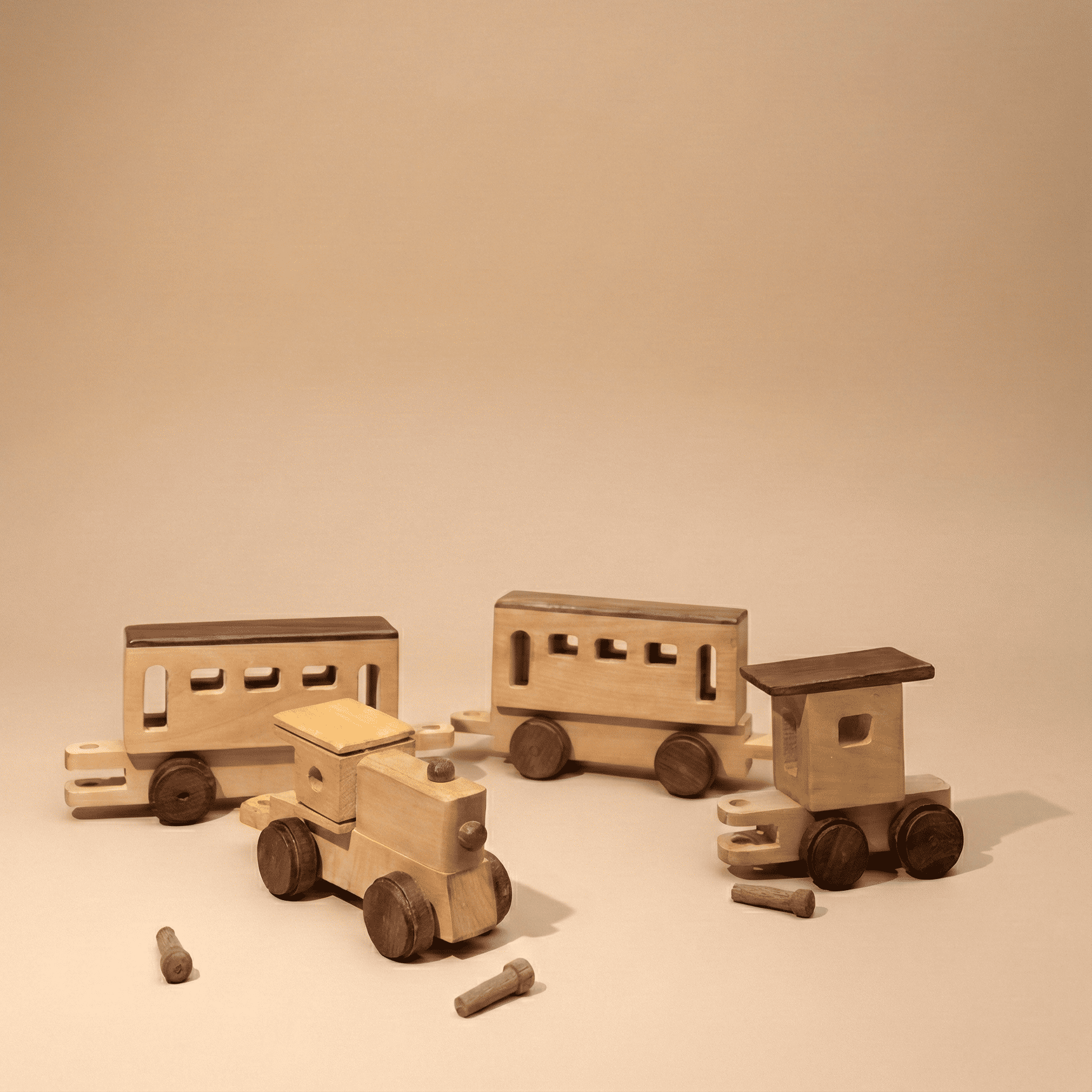 sparrow-cuddles-wooden-train+%283%29.png