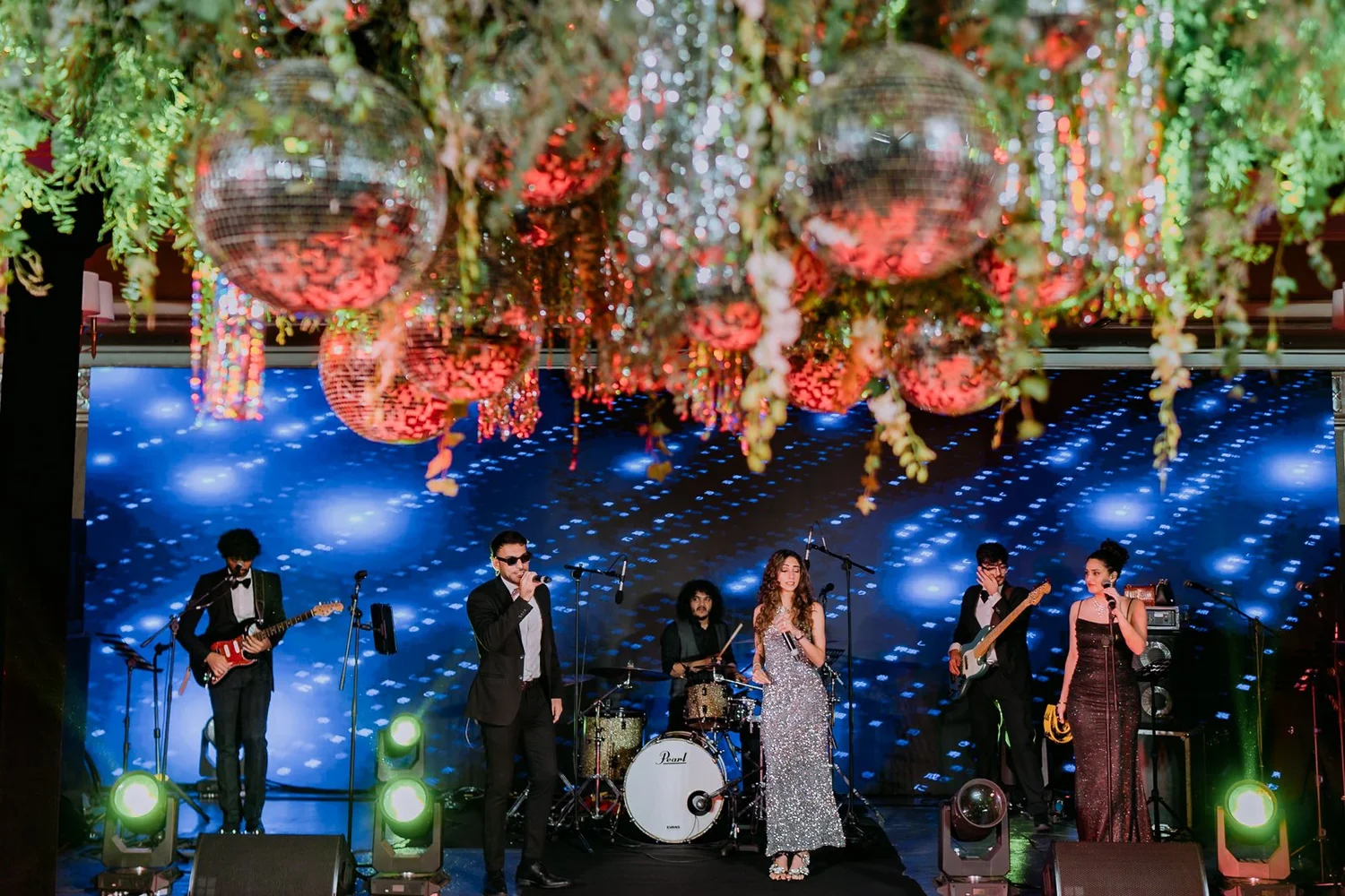 Live band performing at the cocktail
