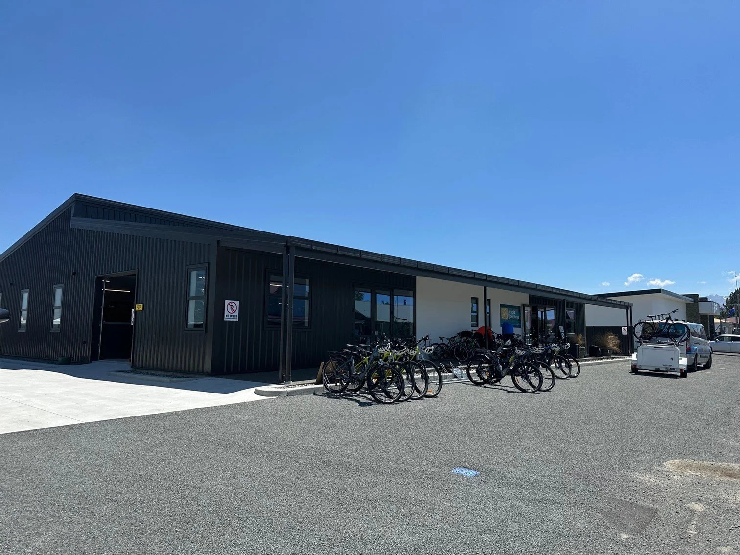 From plans to pedals! 🚴&zwj;♂️

The Cycle Journeys bike hire building in Twizel is officially complete. 

Stu Heap Building  did an amazing job on-site, and Caleb, Matt &amp; Stu here at Draftline took care of the consent documentation in 2024.

Tea