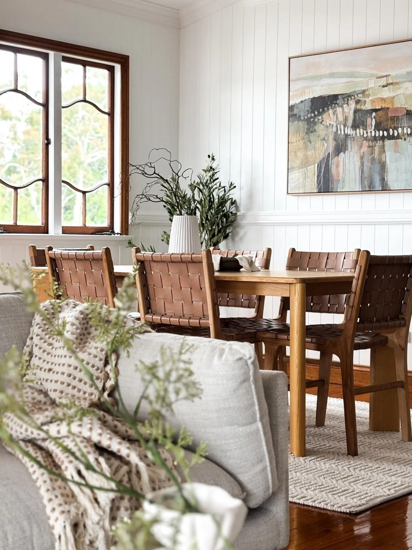 A perfect blend of warm &amp; cool tones for your Friday 🌿

#styledbytailored