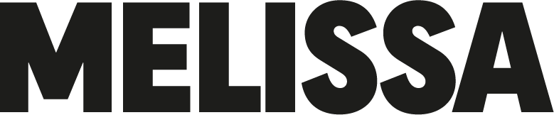 Le nom 'MELISSA' écrit en lettres capitales noires sur un fond blanc.