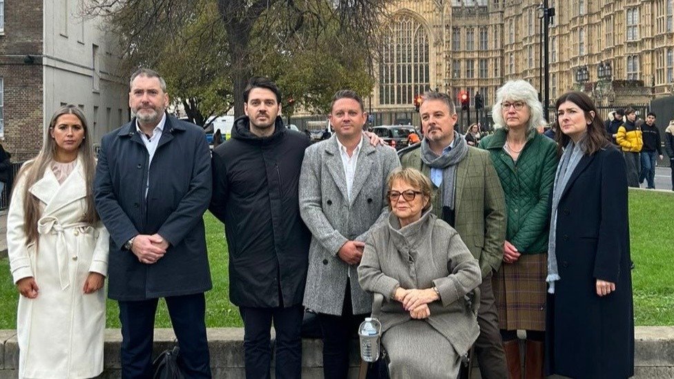 Furious Chinook families accuse MoD of “a slap in the face” after media statement dismisses dossier of evidence and firmly contradicts ministerial promises