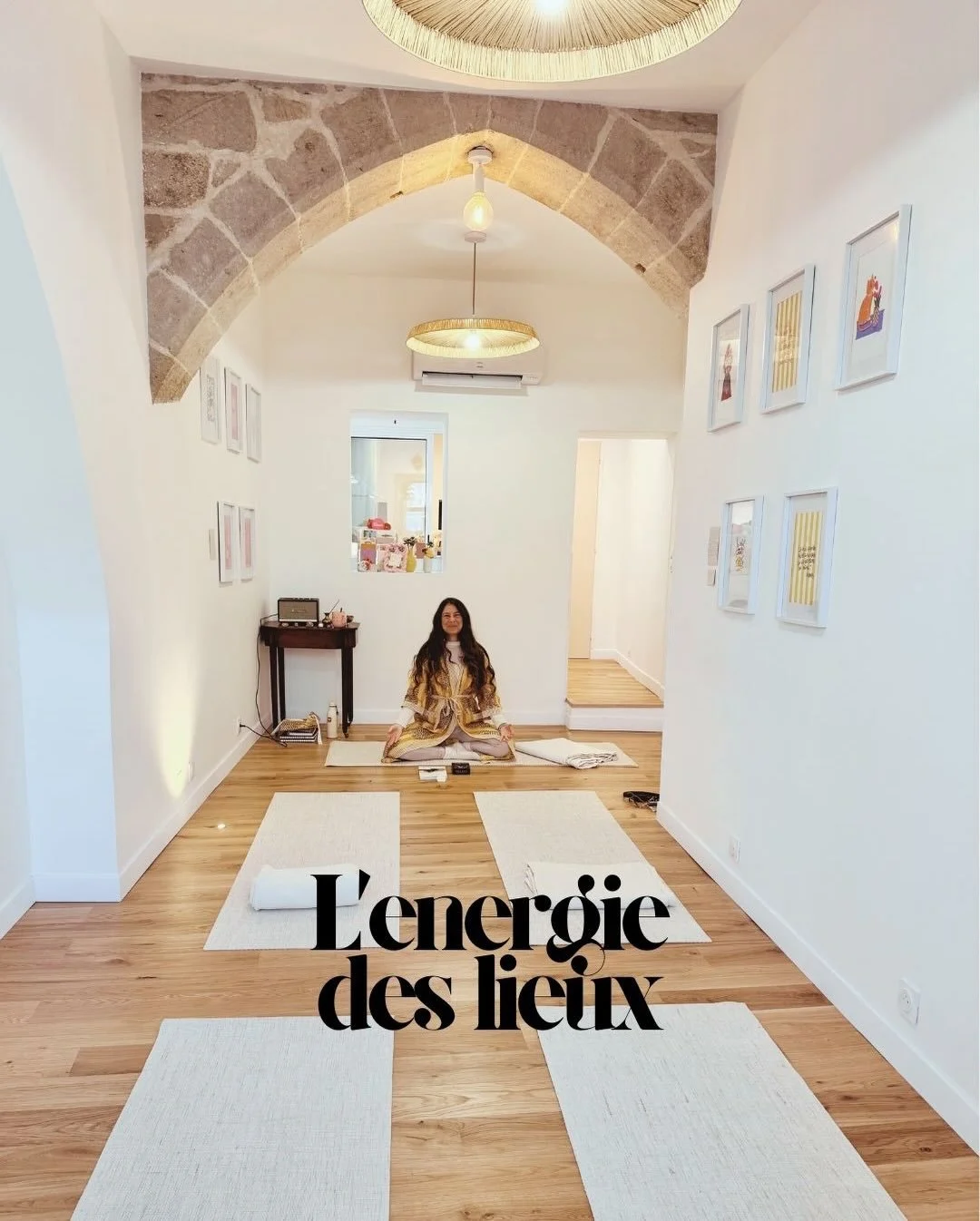 𝐈𝐥 𝐲 𝐚 𝐝𝐞𝐬 𝐞𝐧𝐝𝐫𝐨𝐢𝐭𝐬 𝐪𝐮𝐢 𝐯𝐨𝐮𝐬 𝐩𝐨𝐫𝐭𝐞𝐧𝐭 alors que d&rsquo;autres vous freinent et vous &eacute;puisent.
𝐈𝐥 𝐲 𝐚 𝐝𝐞𝐬 𝐥𝐢𝐞𝐮𝐱 𝐪𝐮𝐢 𝐯𝐨𝐮𝐬 𝐜𝐨𝐧𝐧𝐞𝐜𝐭𝐞𝐧𝐭 &agrave; 𝐯𝐨𝐭𝐫𝐞 &eacute;𝐧𝐞𝐫𝐠𝐢𝐞 𝐥𝐚 𝐩𝐥𝐮𝐬