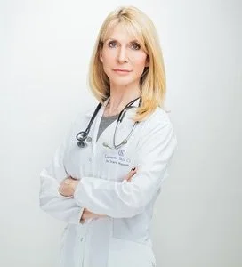 Dr_Tracy_300x300.jpg-2.jpeg