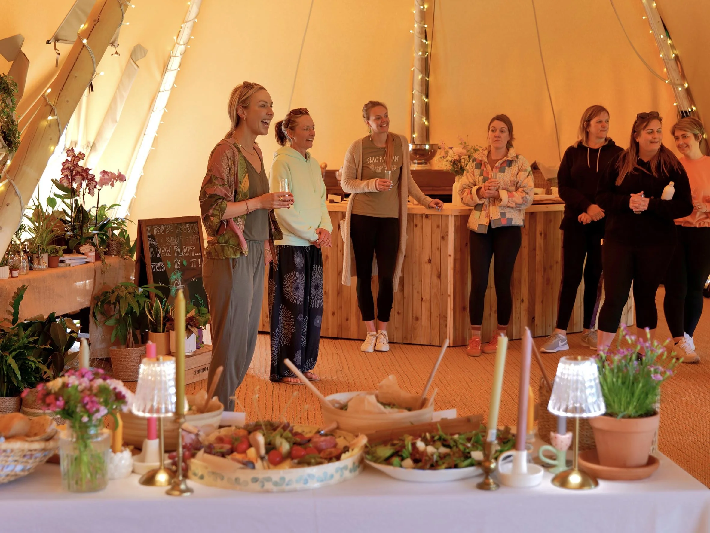 A day of slowing the pace, calming the mind and learning from the incredible guest speakers. Nourished You’s founder, Emma Caldwell-Lewis and nutritionist Natalie Rouse invited attendees to join them in an idyllic, nature-immersed setting.