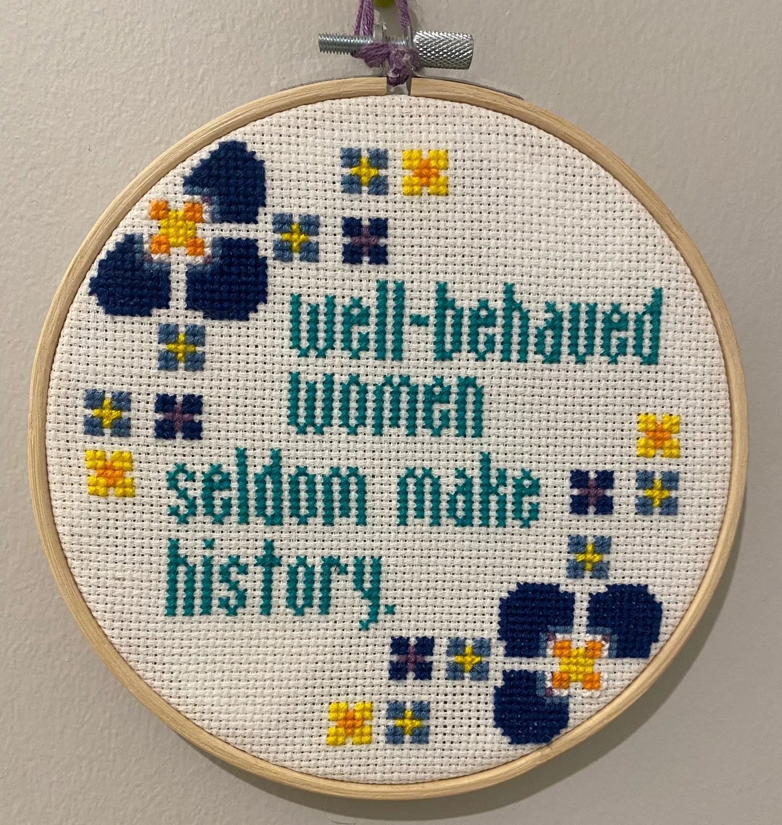 "Las mujeres bien portadas rara vez hacen historia" - 18/9/2021