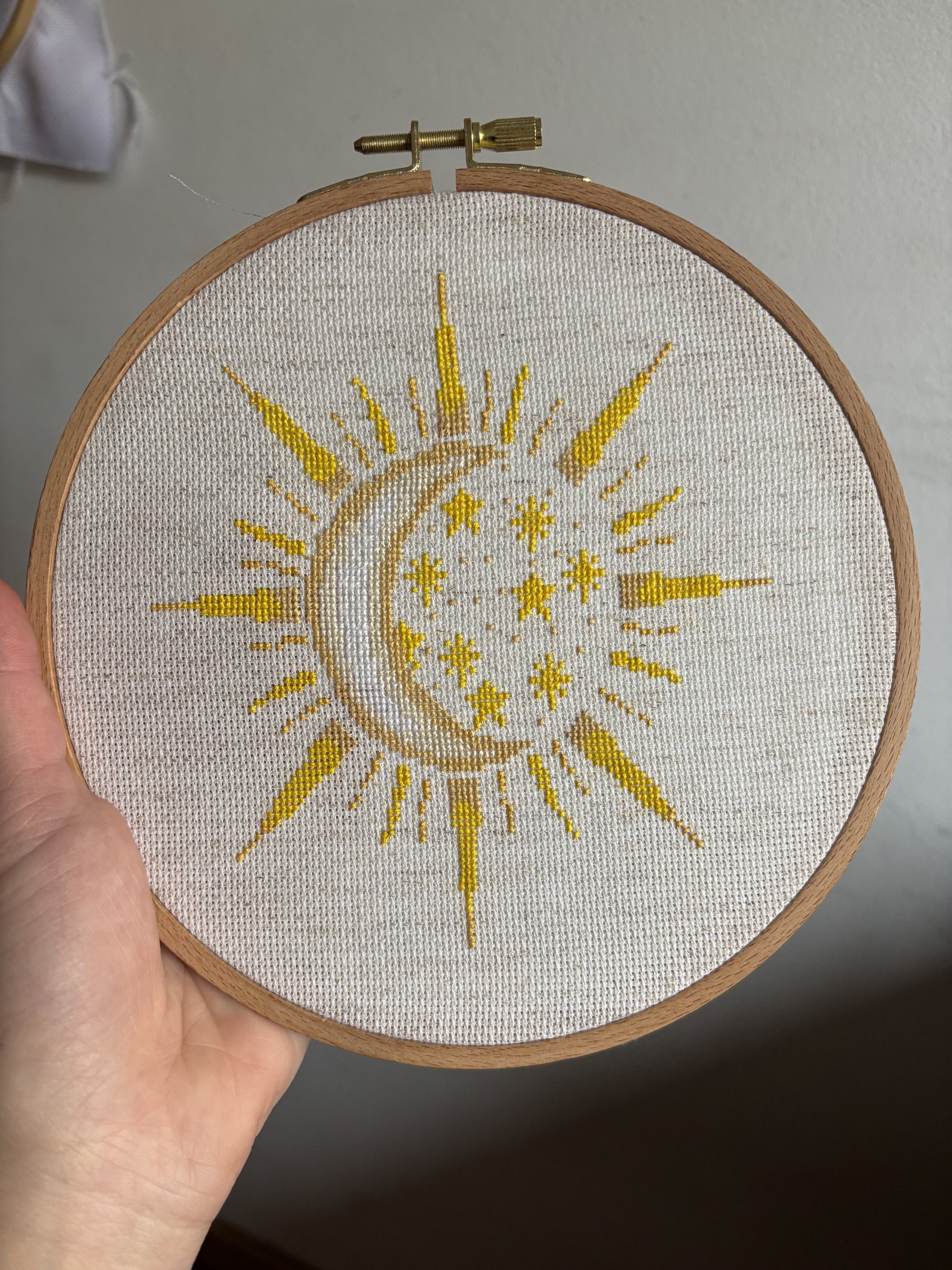 "Media luna" - 18/8/2025