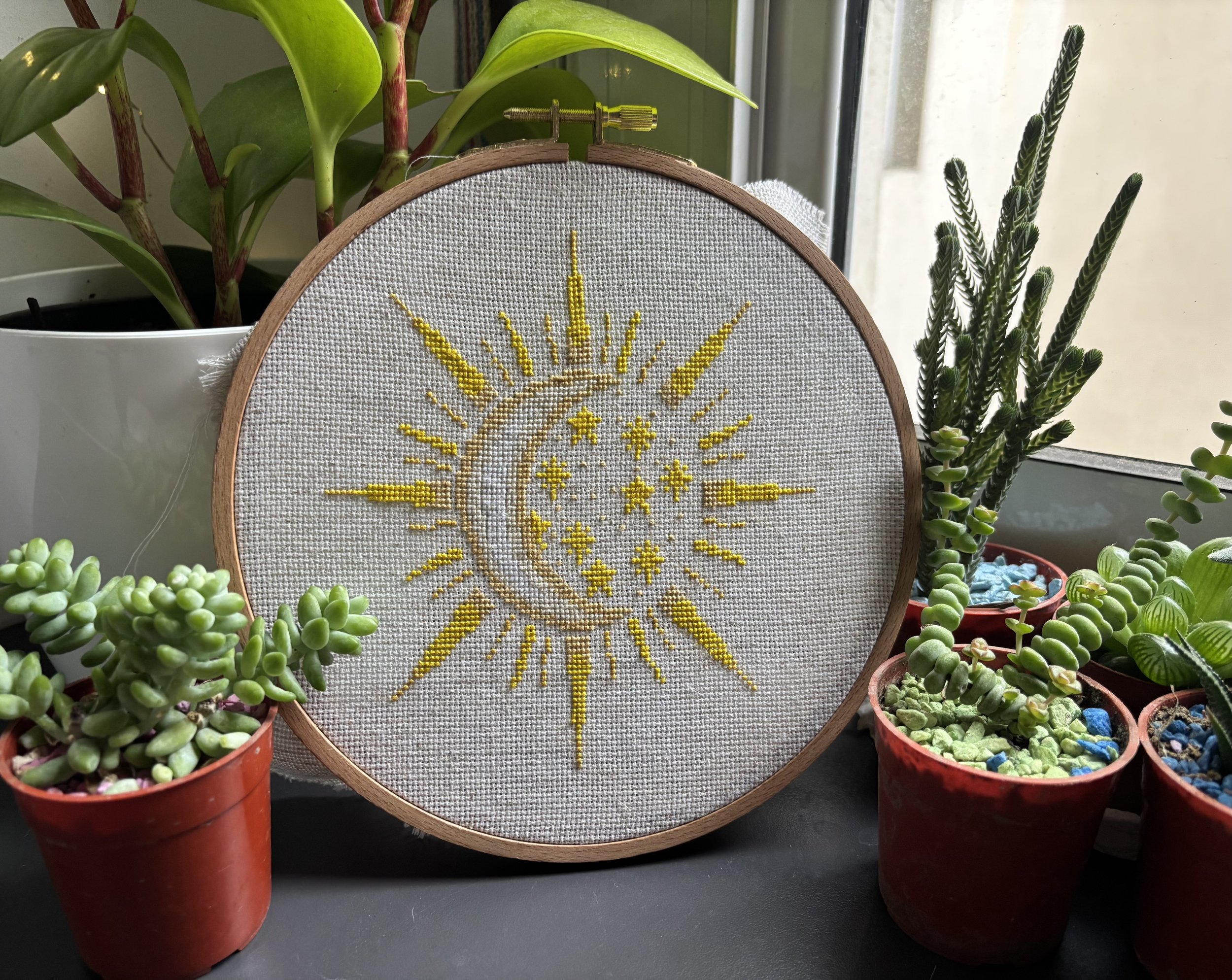 "Media luna" - 18/8/2025