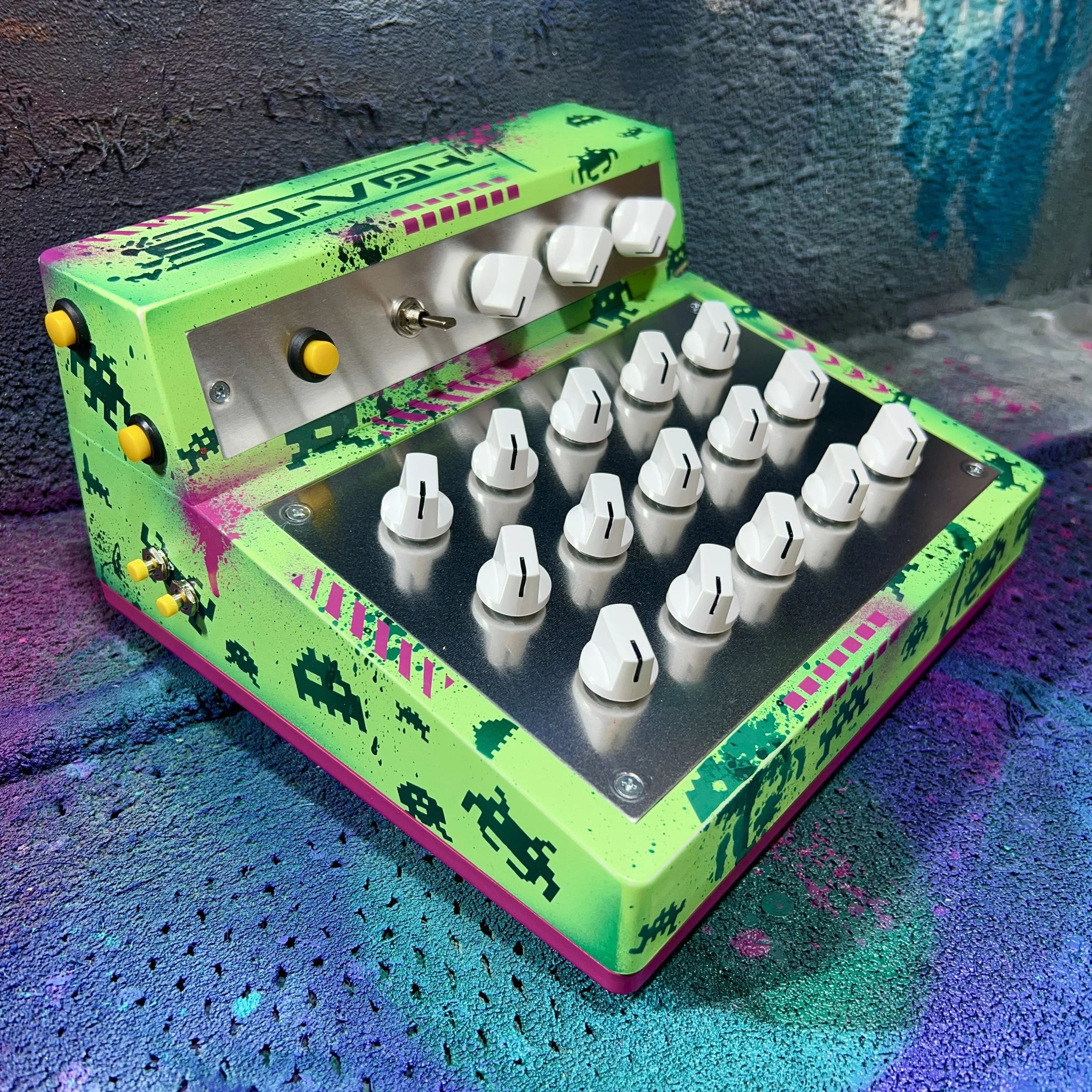 Synthwaver V4 - Glitch Video Processor