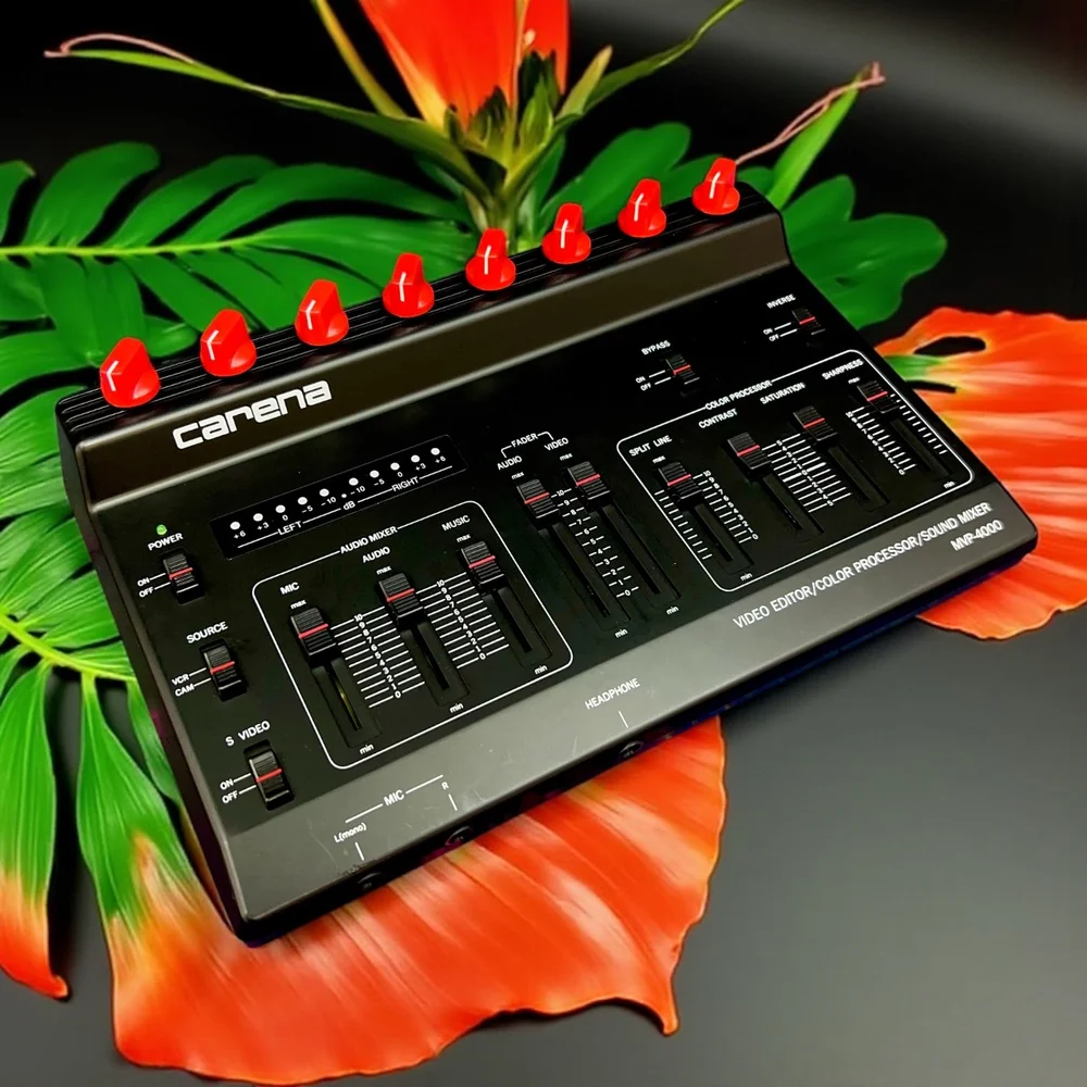 Video Synthesizers LZX Industries Vidiot Video Synthesizer Reverb
