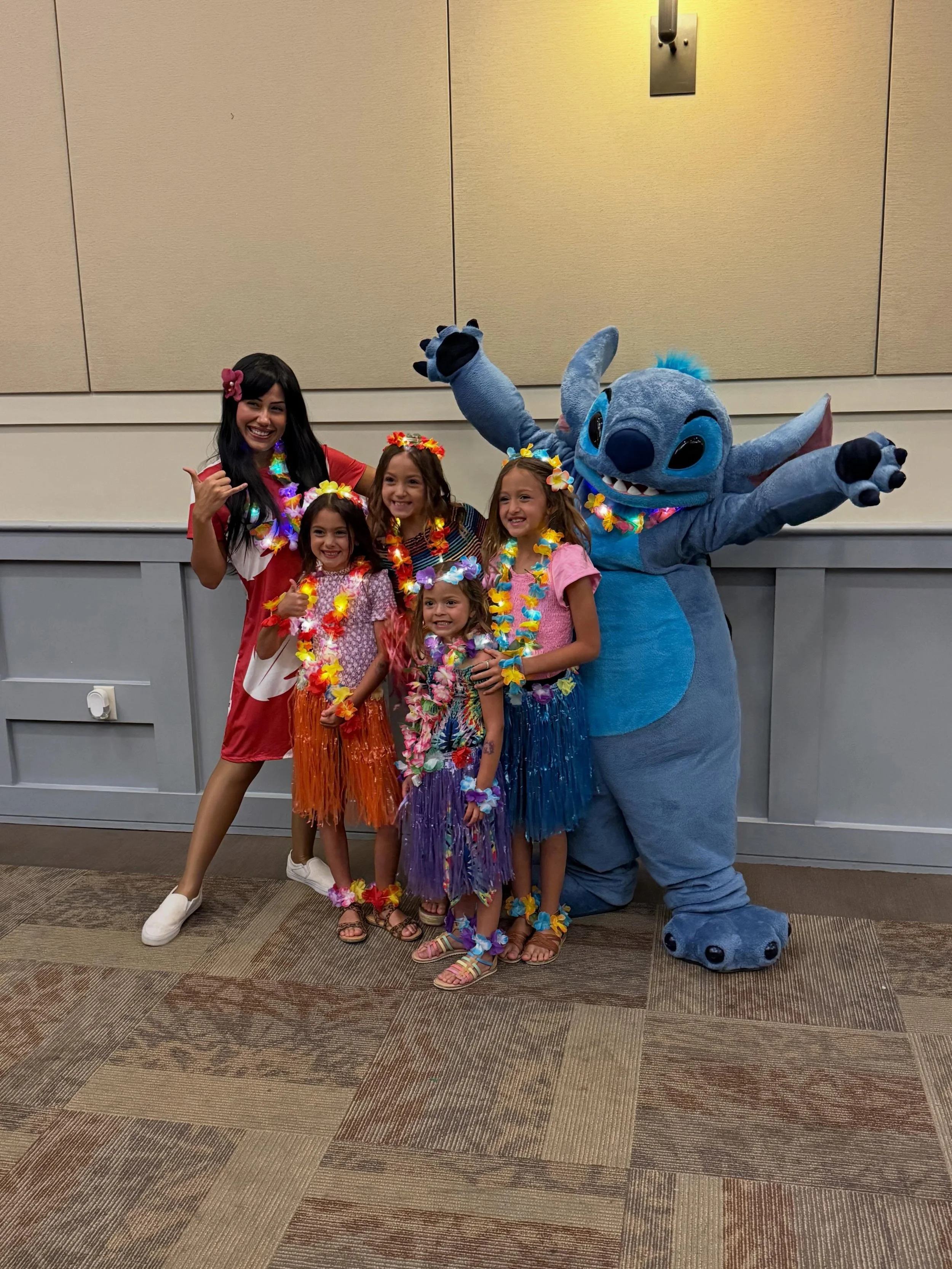 LILO &amp; STITCH. 
Daddy Daughter Dance