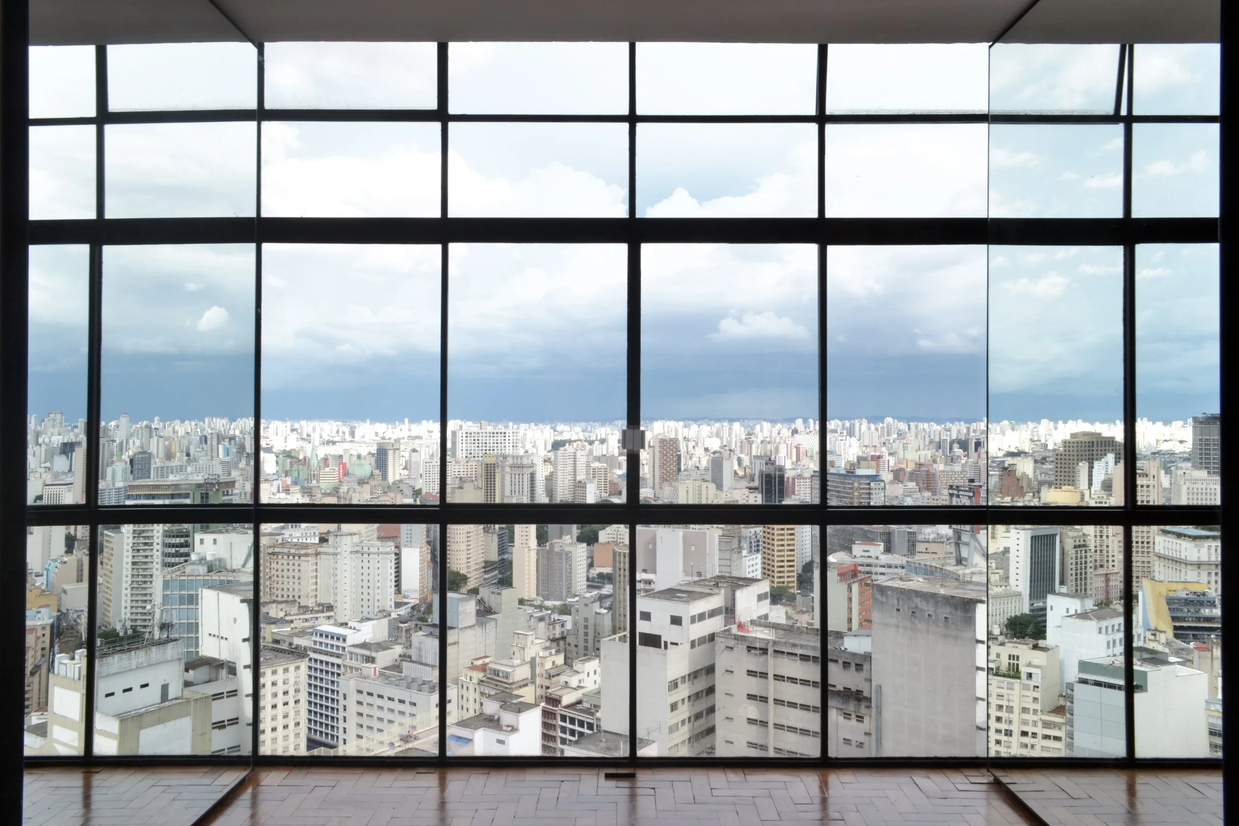 518_Room3201 Copan Sao Paulo - MIRRORDOORS2.jpg