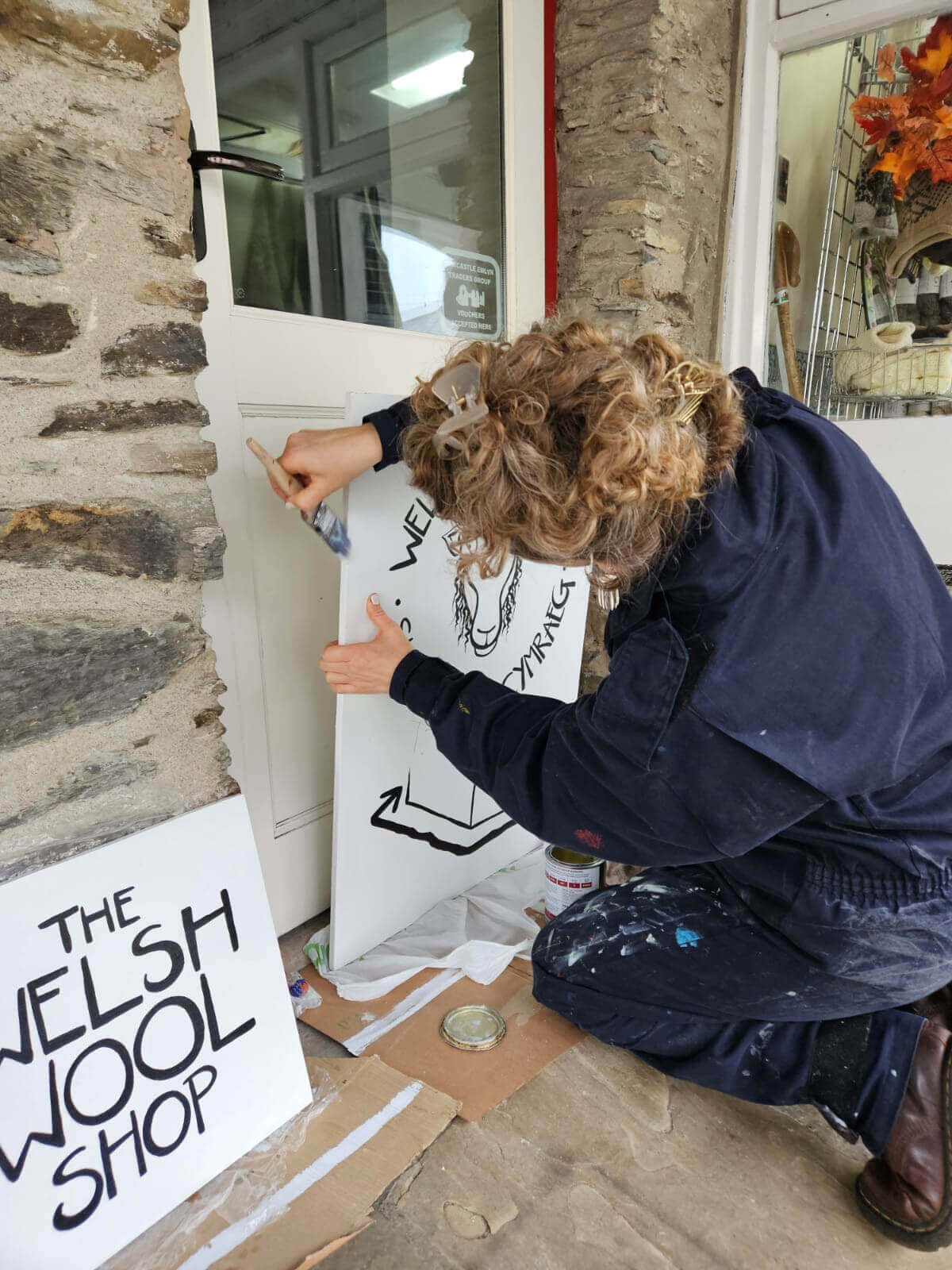 Signpainter Alex Crampton Welsh Wool Shop.jpg