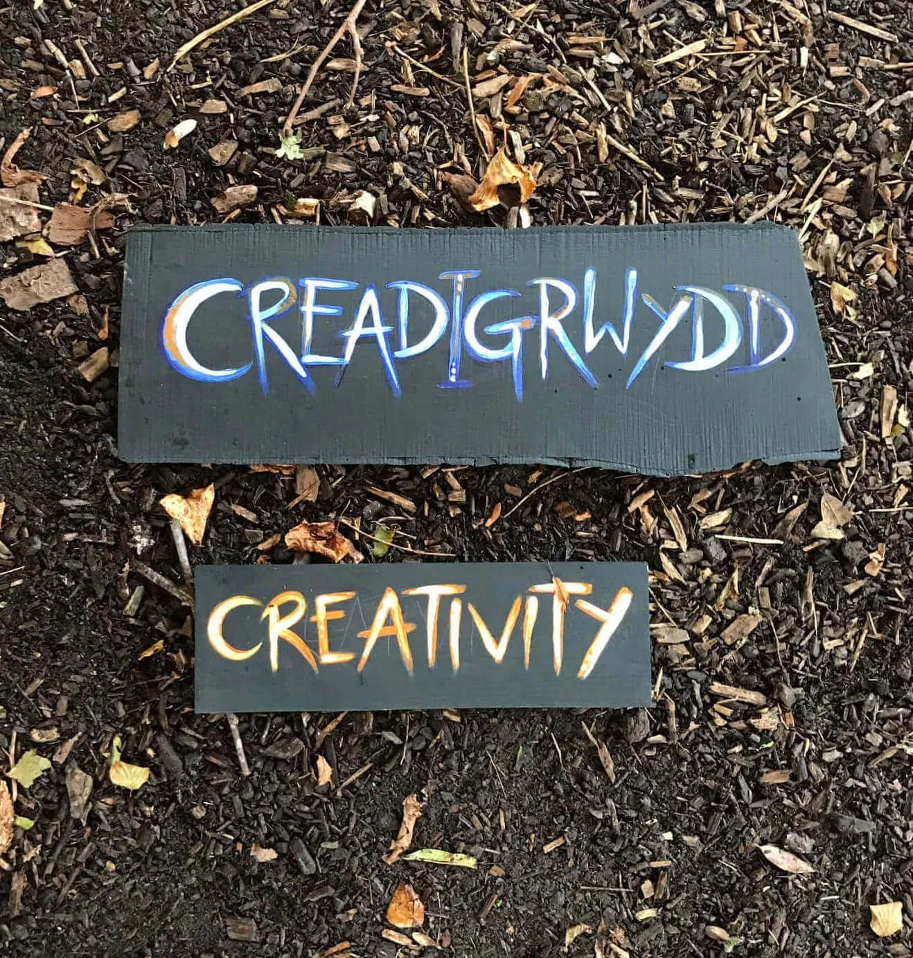 Creadigrwydd Creativity Alex Crampton Signmaking.jpg