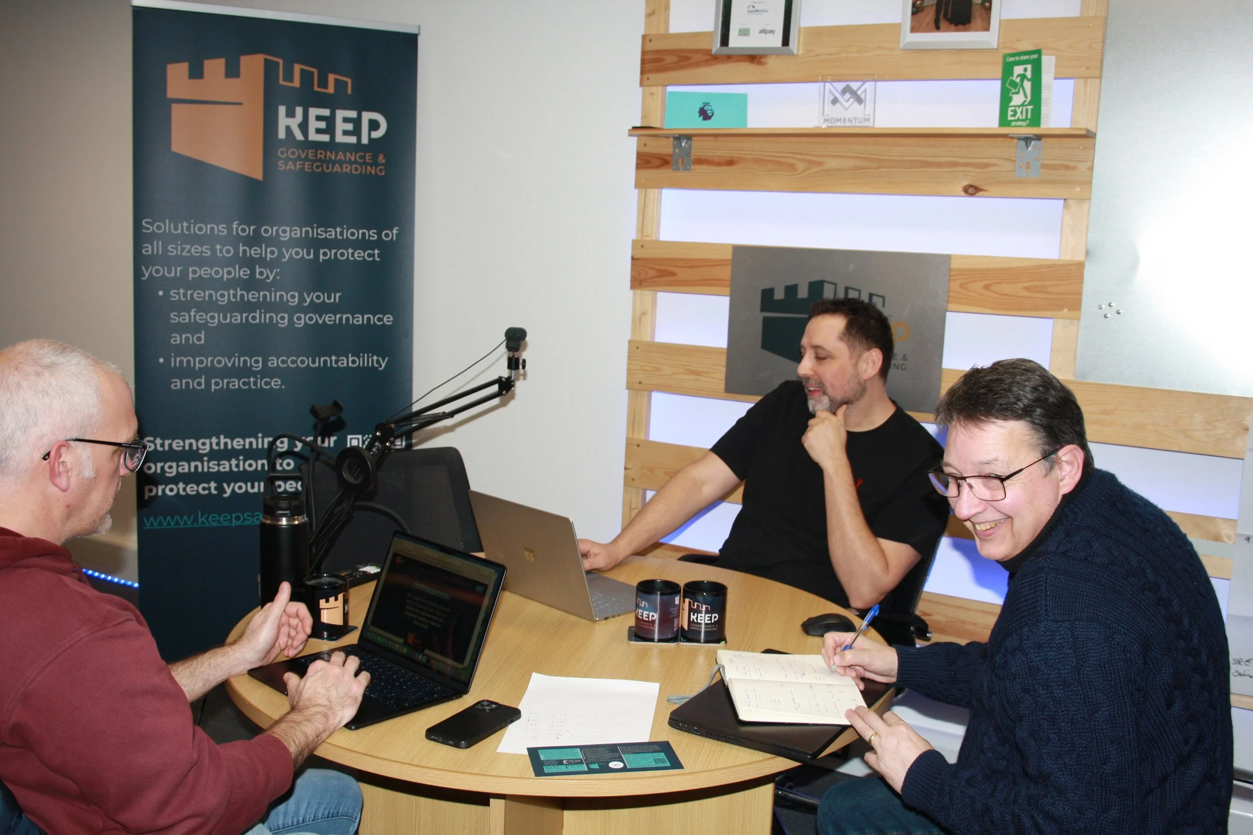 A meeting between our consultants.