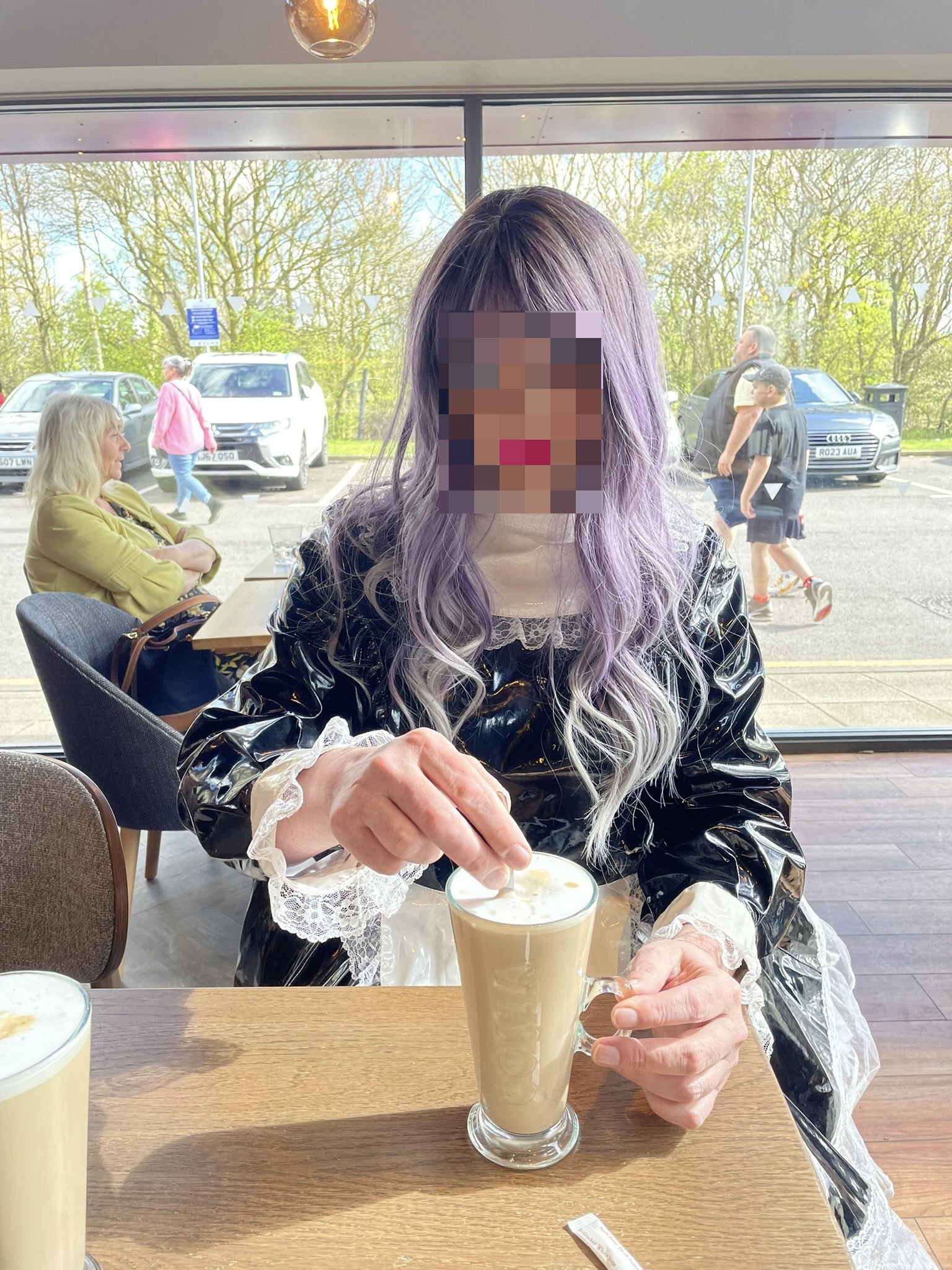 f0ddd433-a65f-4cc8-9a20-c3277e979913.jpg