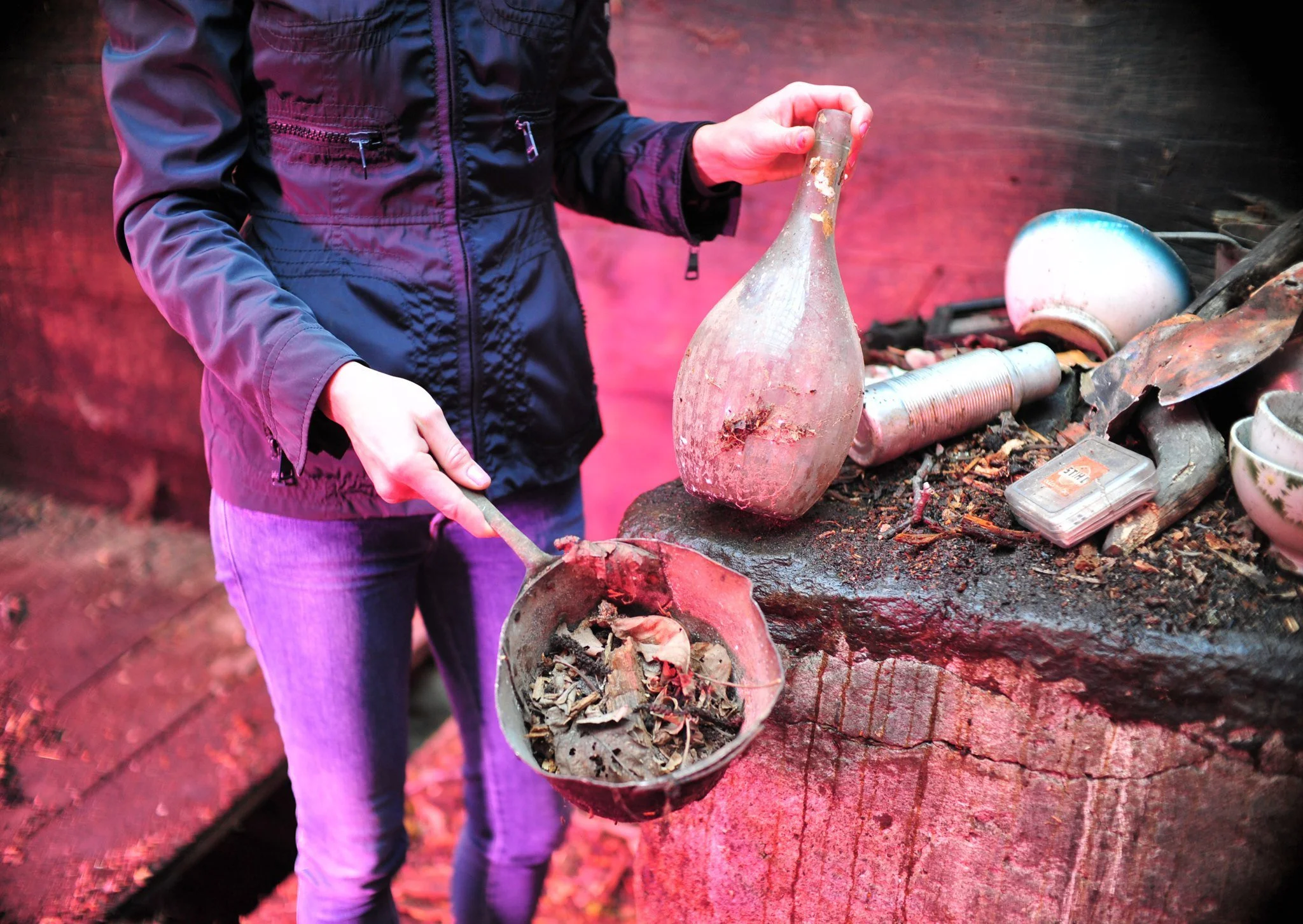 early examination of an abandoned house in Italy