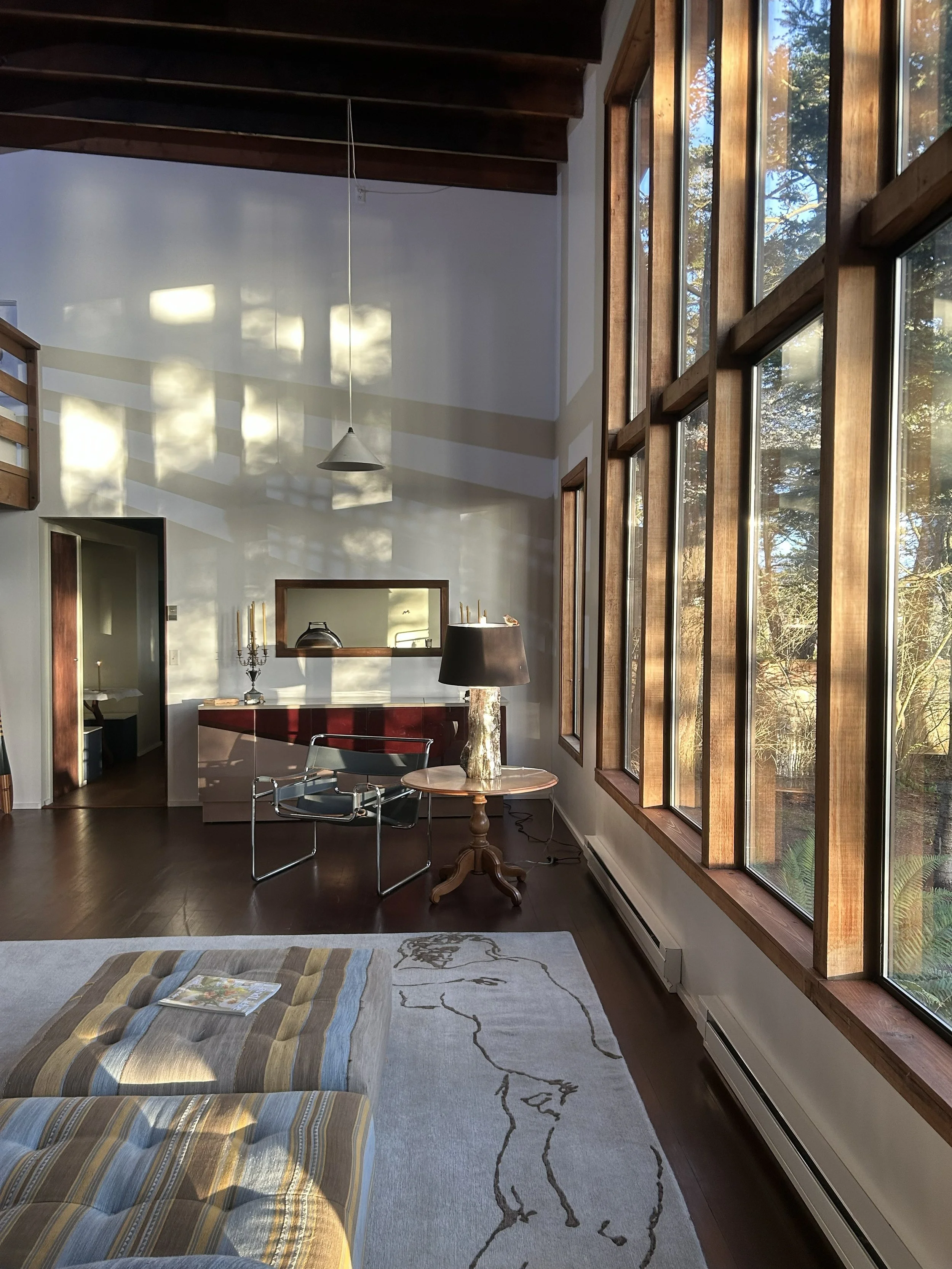 The light inside the house is spectacular at all times in the year.